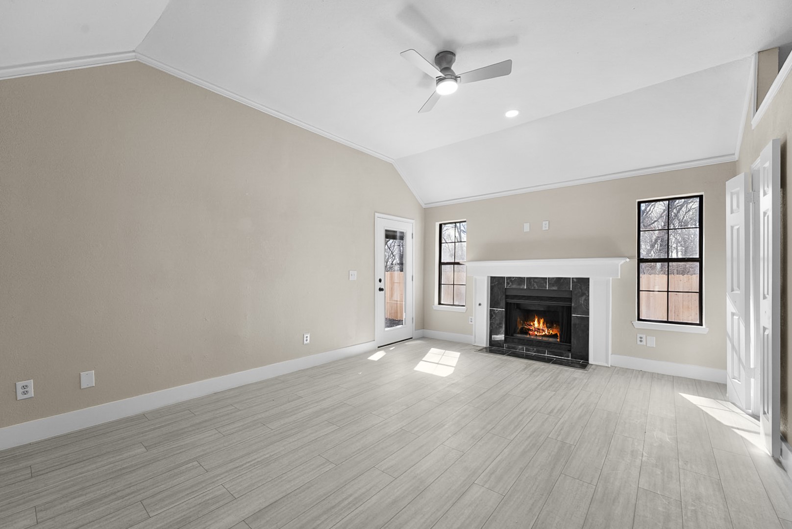 5202 Hollow Bend Lane