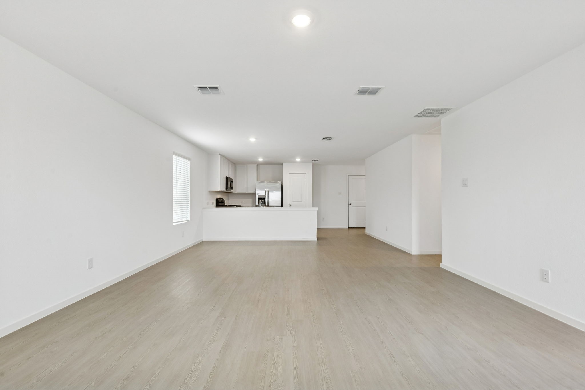 1825 KIWI Drive