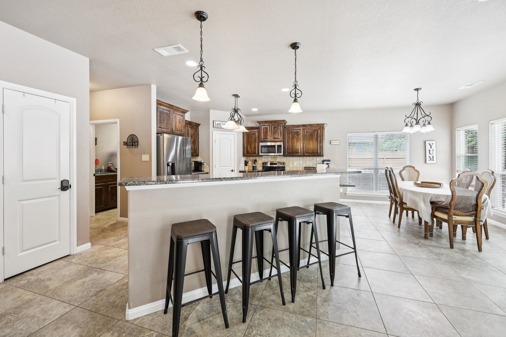 405 Edgewood Terrace