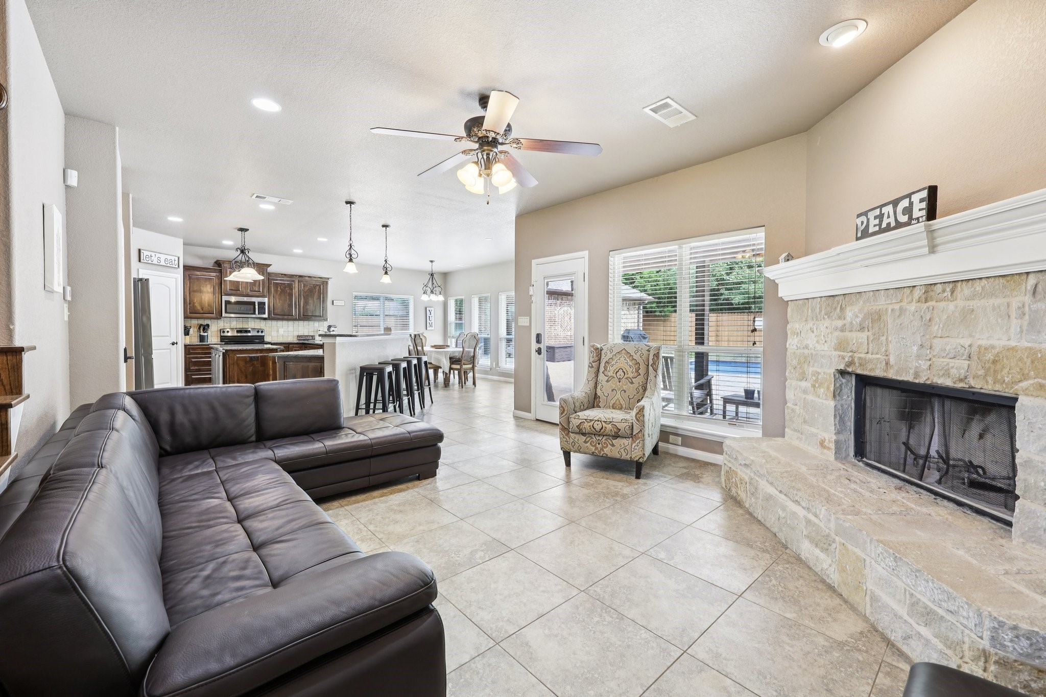 405 Edgewood Terrace