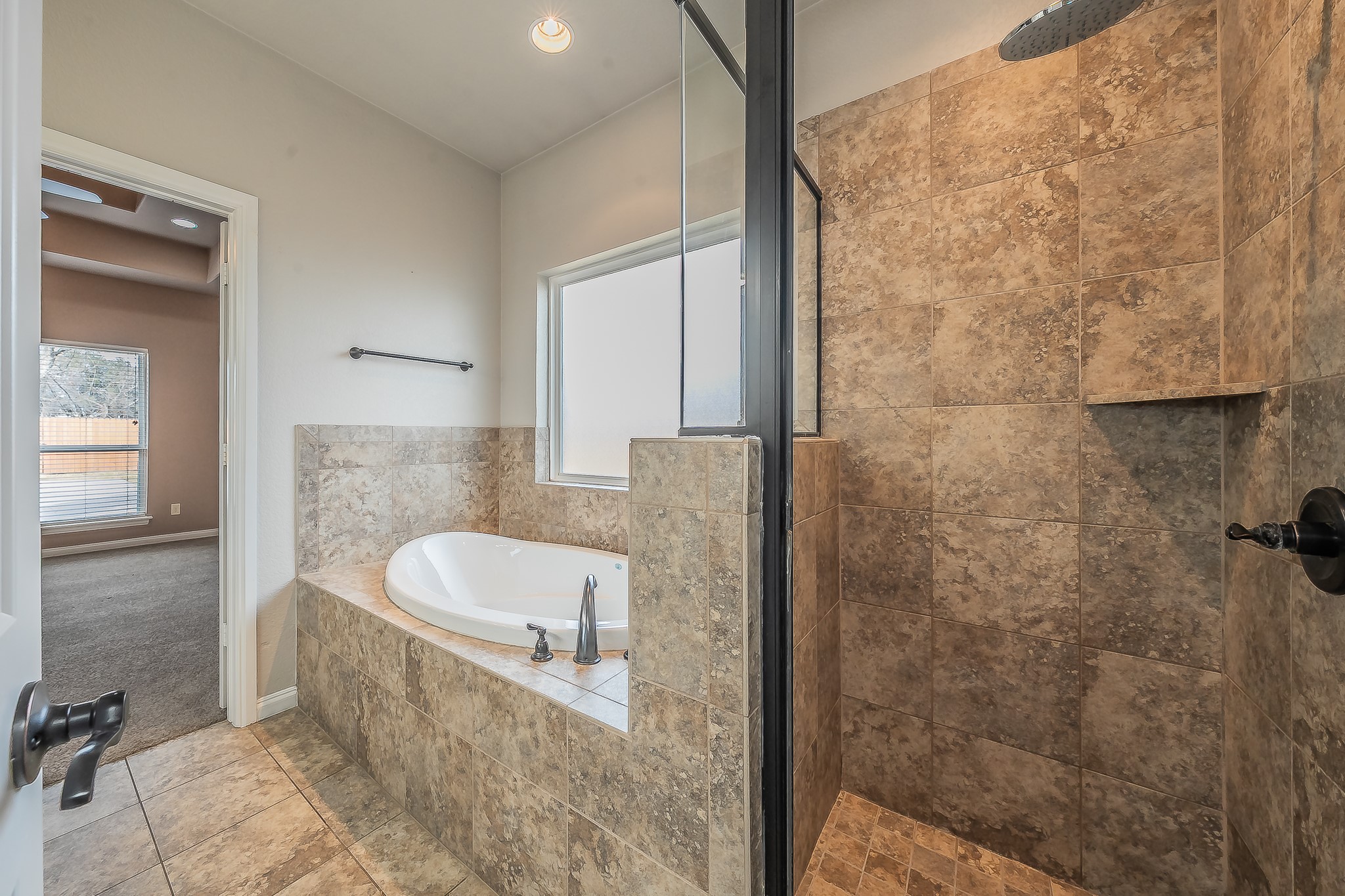 405 Edgewood Terrace
