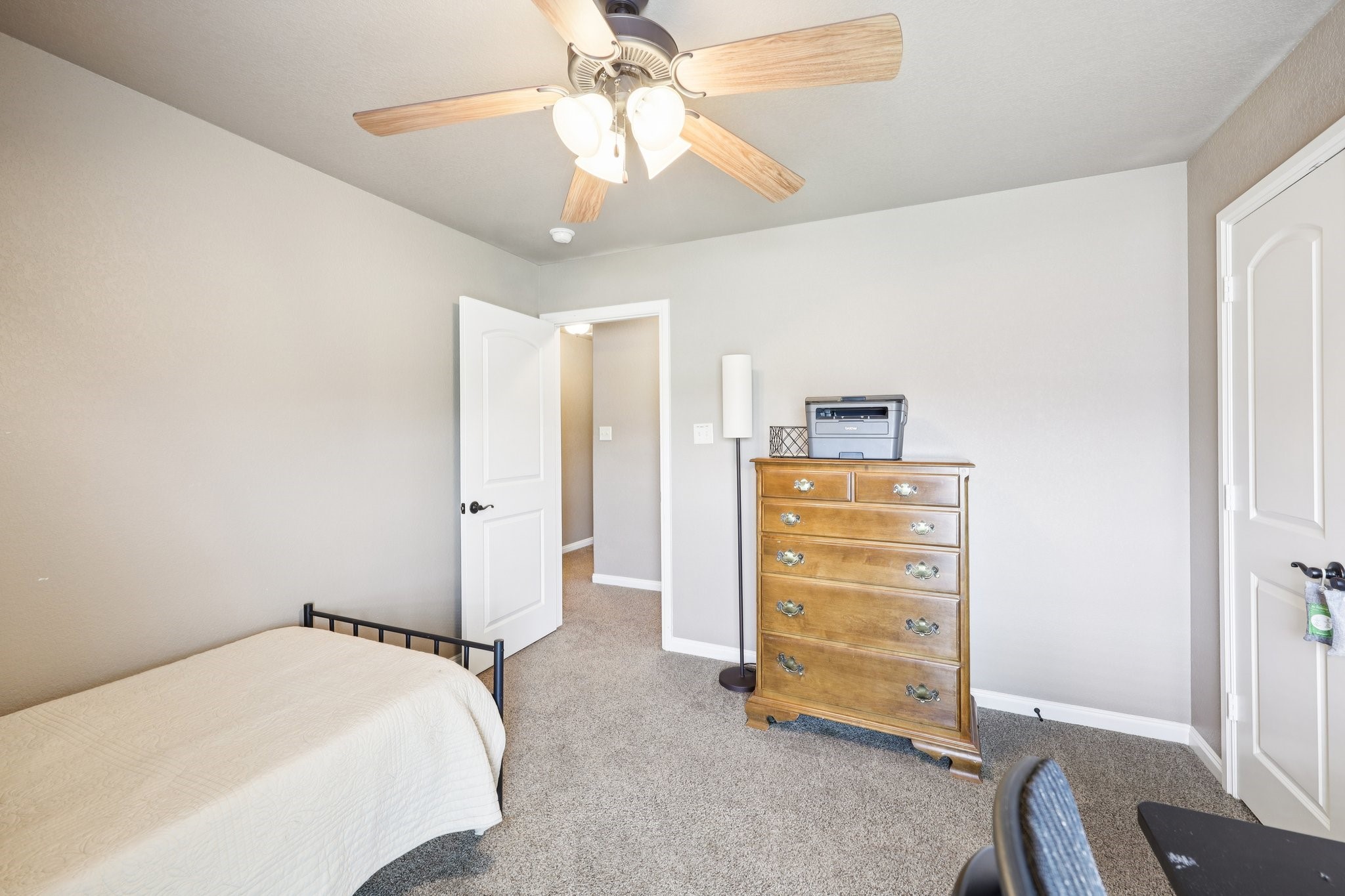 405 Edgewood Terrace