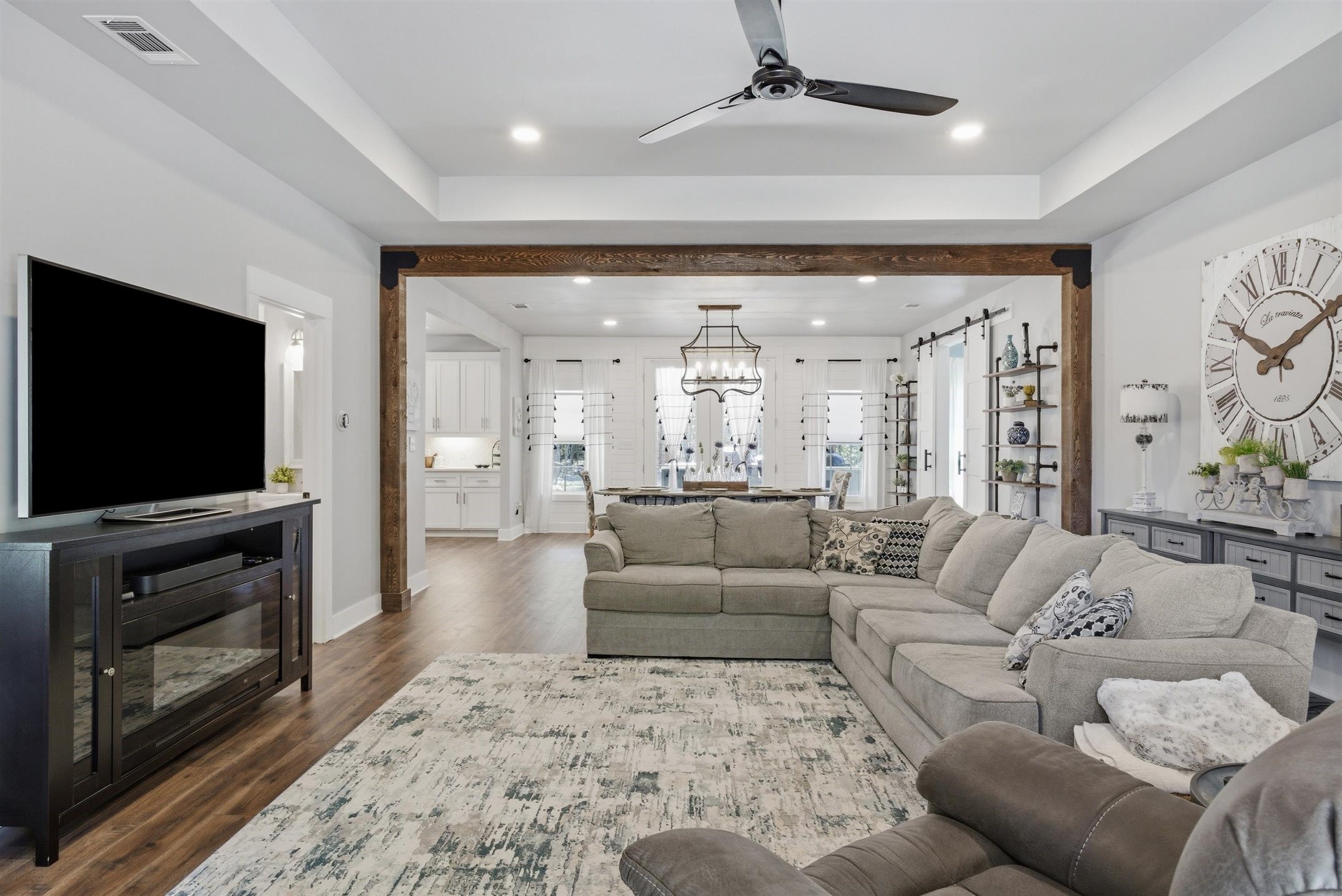 1215 Vz County Road 2120