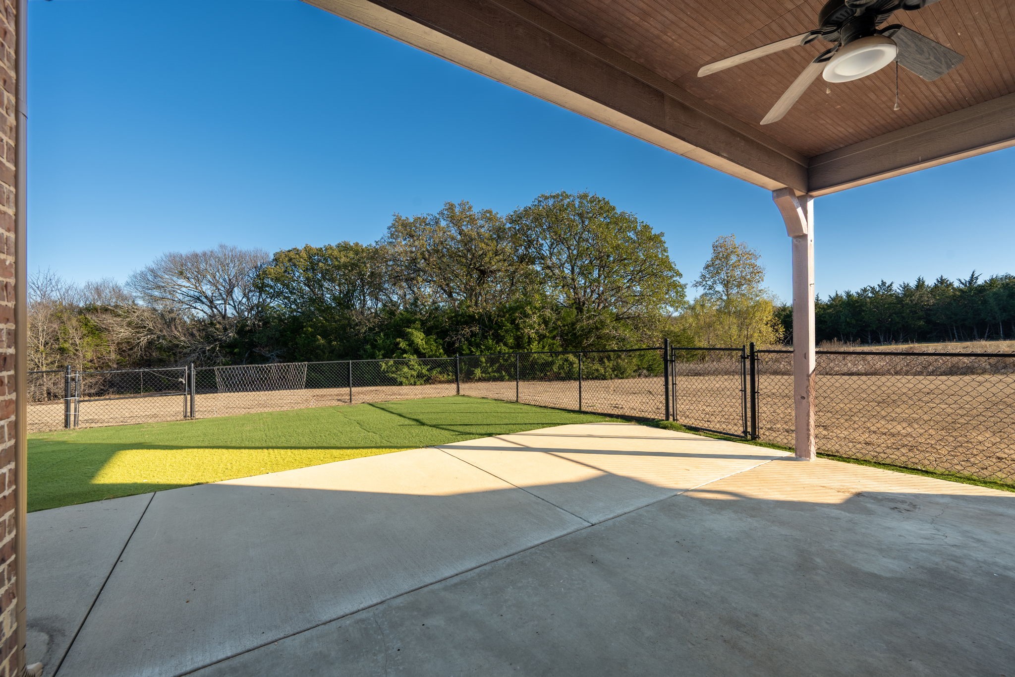 3278 Hillview Drive
