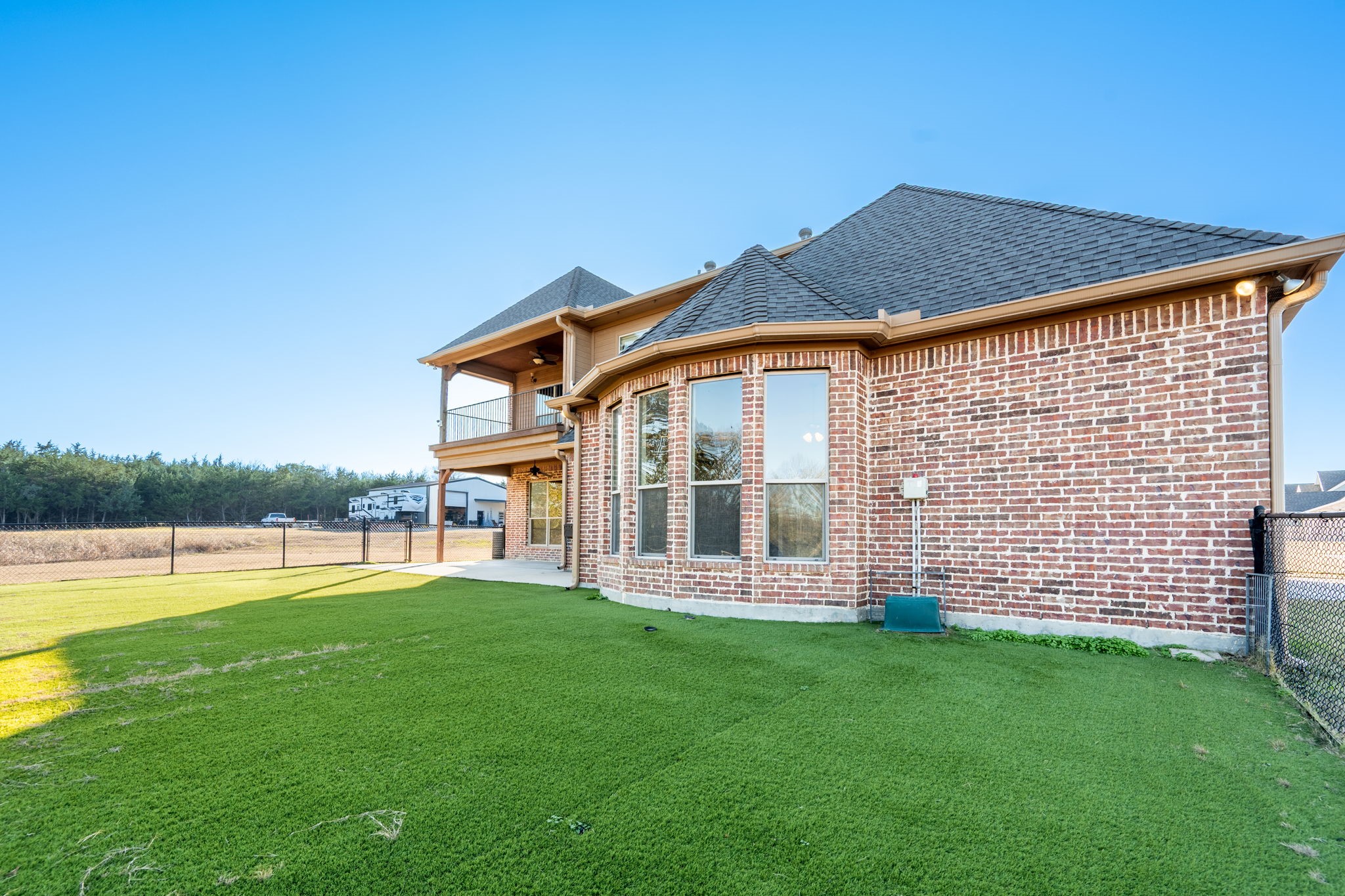 3278 Hillview Drive