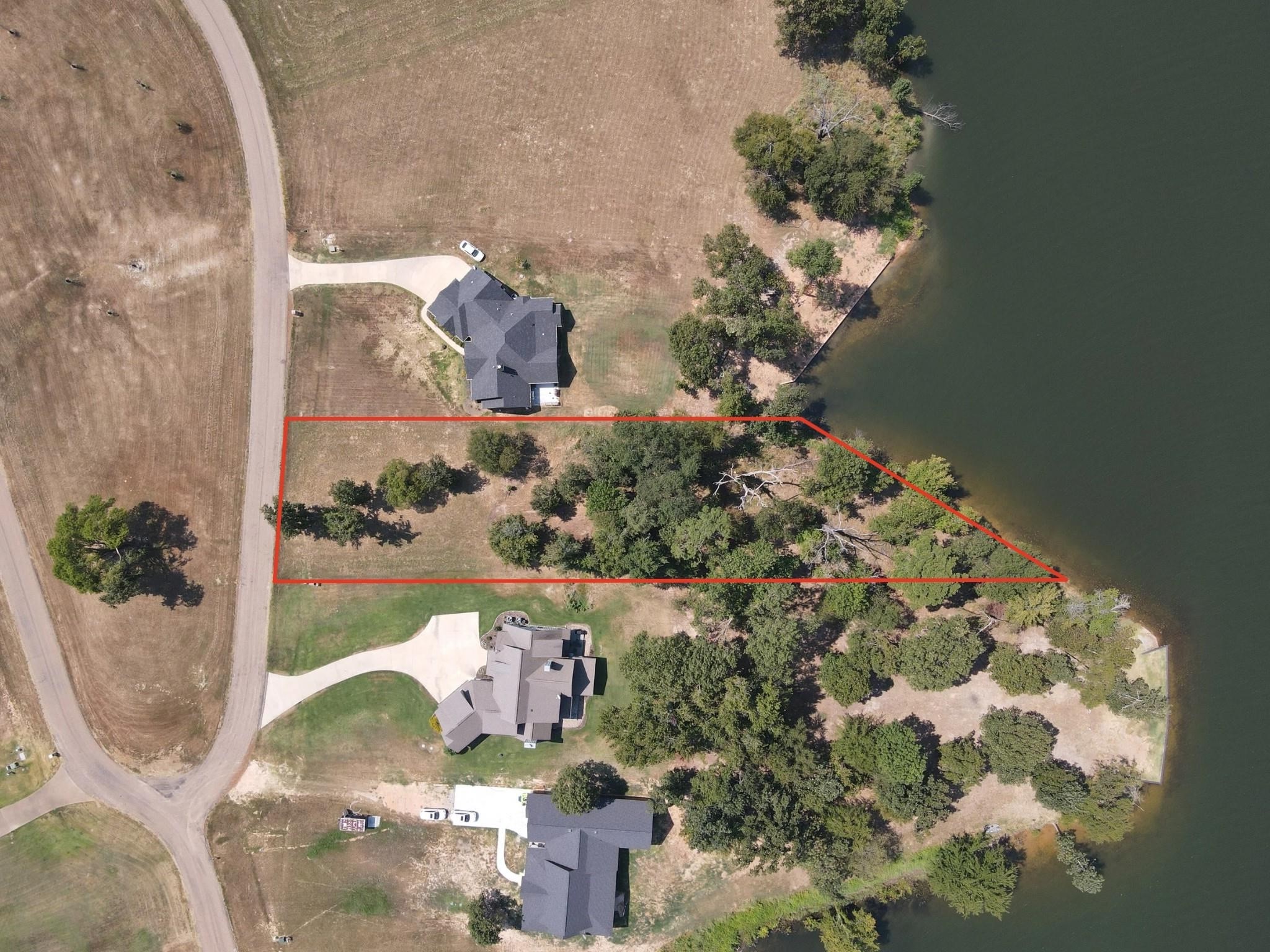 93 Private Road 2712