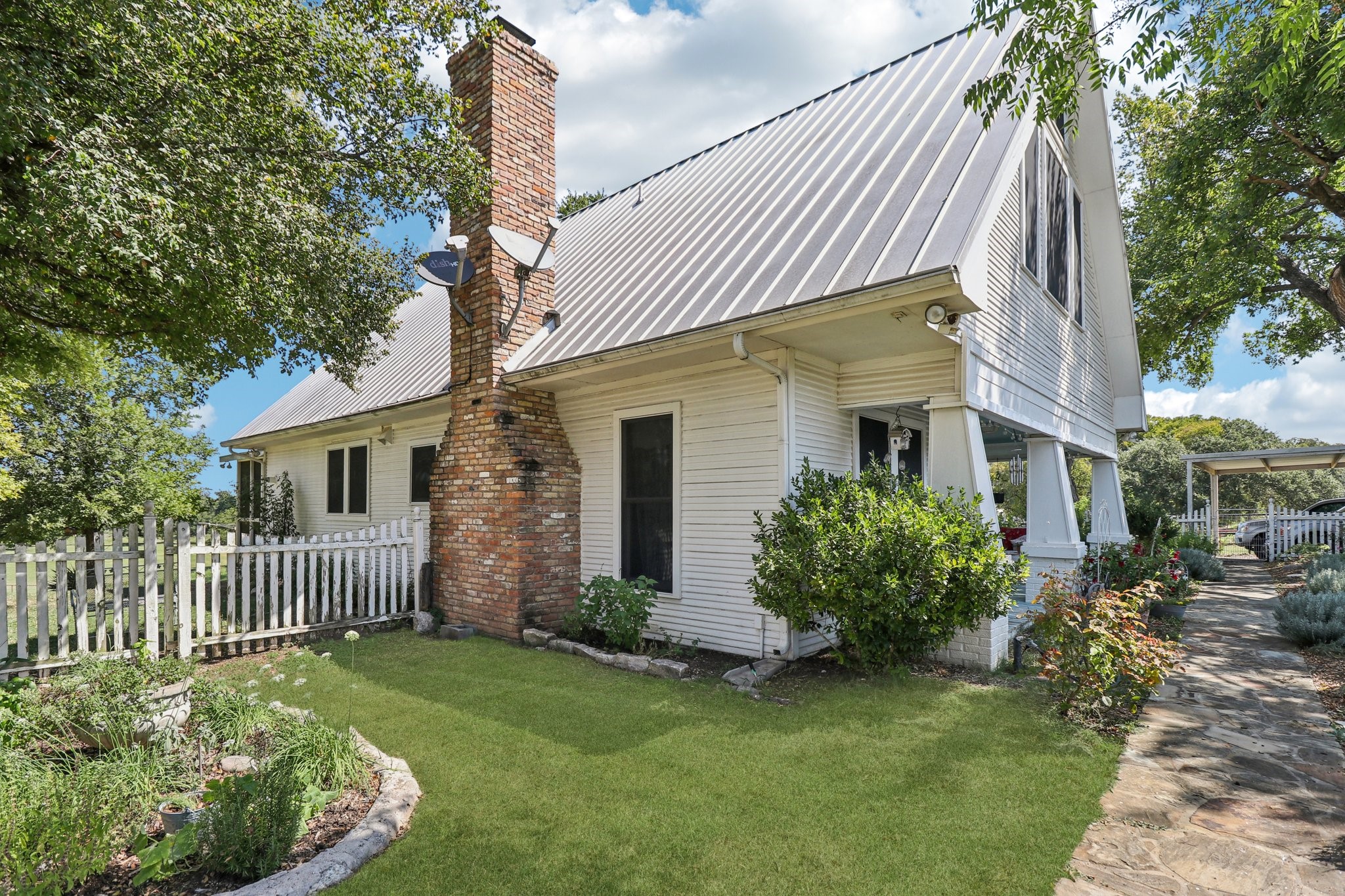 1590 Airport Road