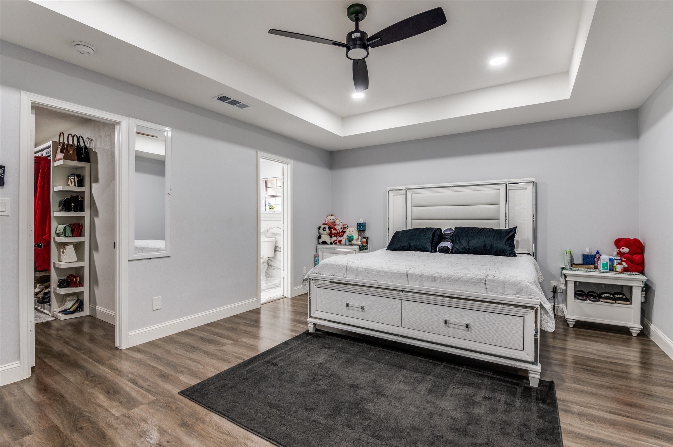 719 Meadowbrooke Circle