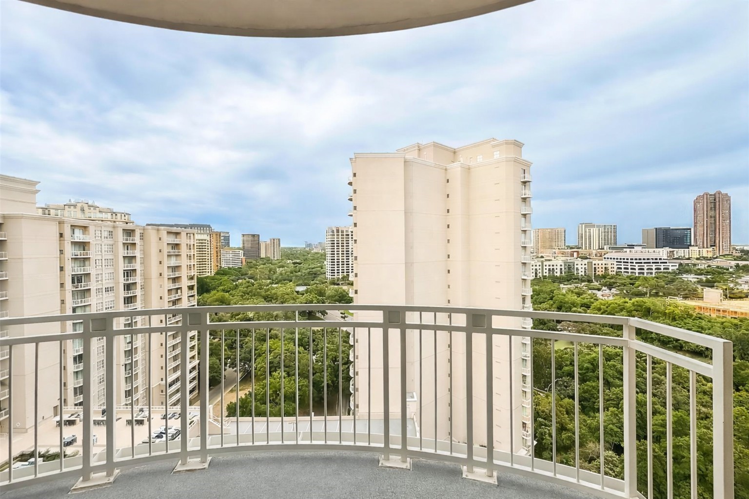 3225 Turtle Creek Boulevard 1509