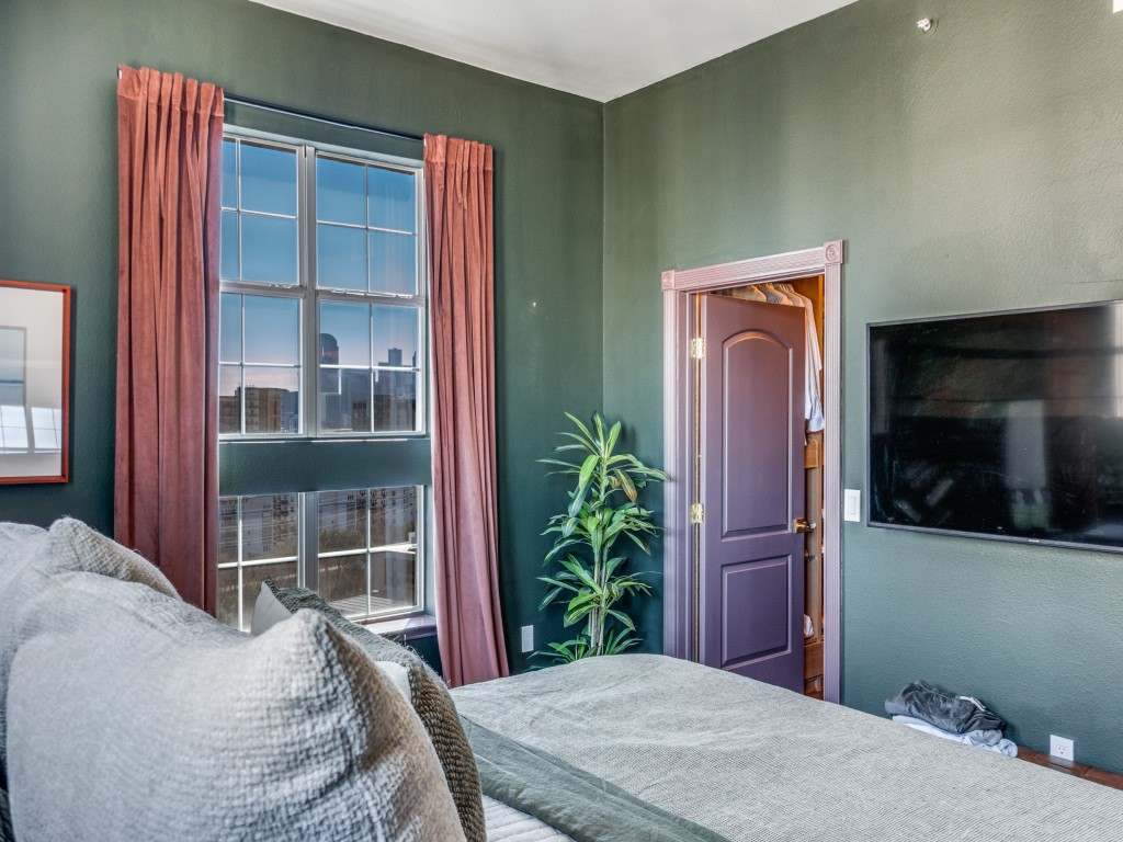 3225 Turtle Creek Boulevard 1509