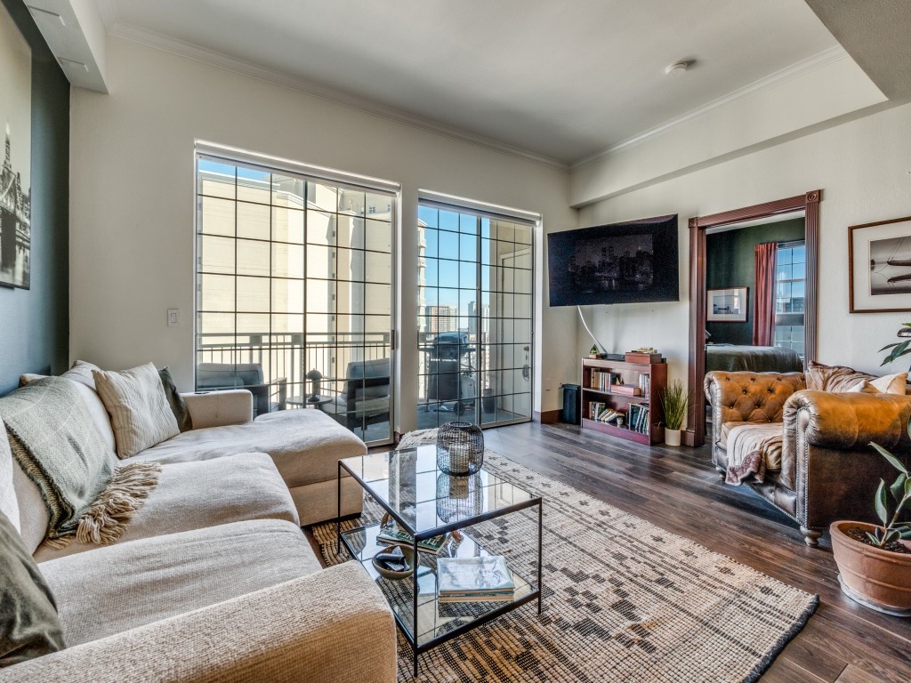 3225 Turtle Creek Boulevard 1509