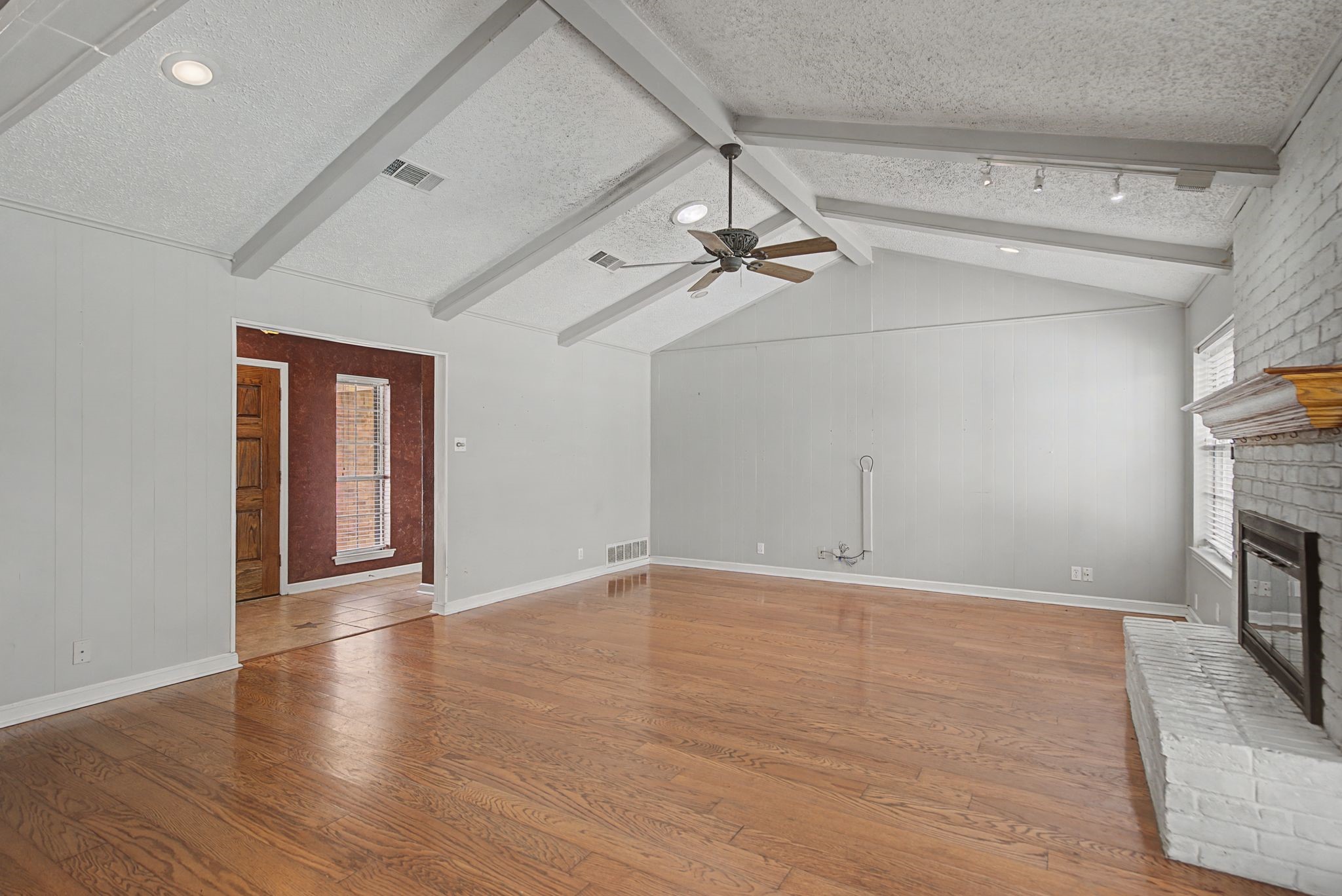 1213 Olmos Creek Place