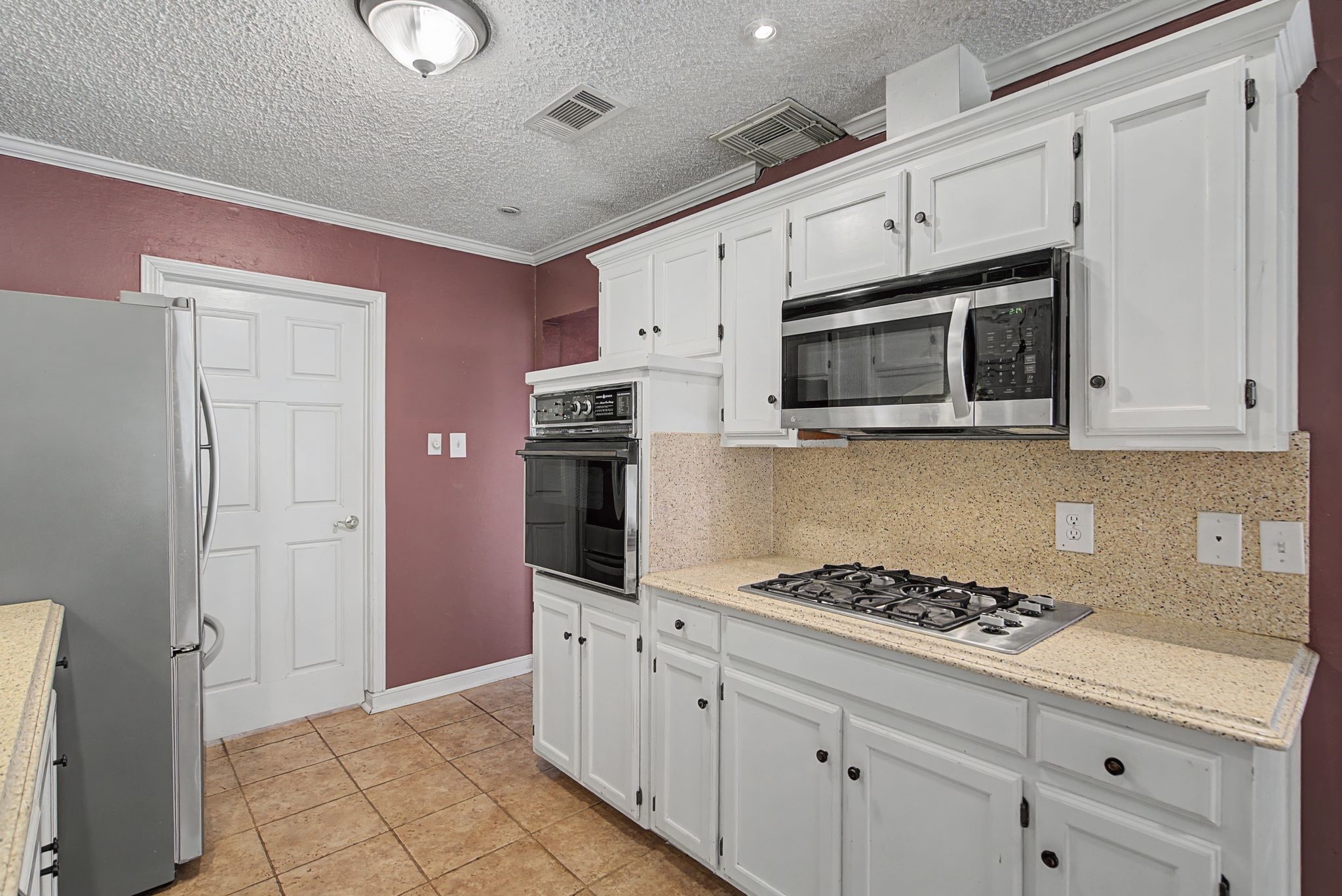1213 Olmos Creek Place