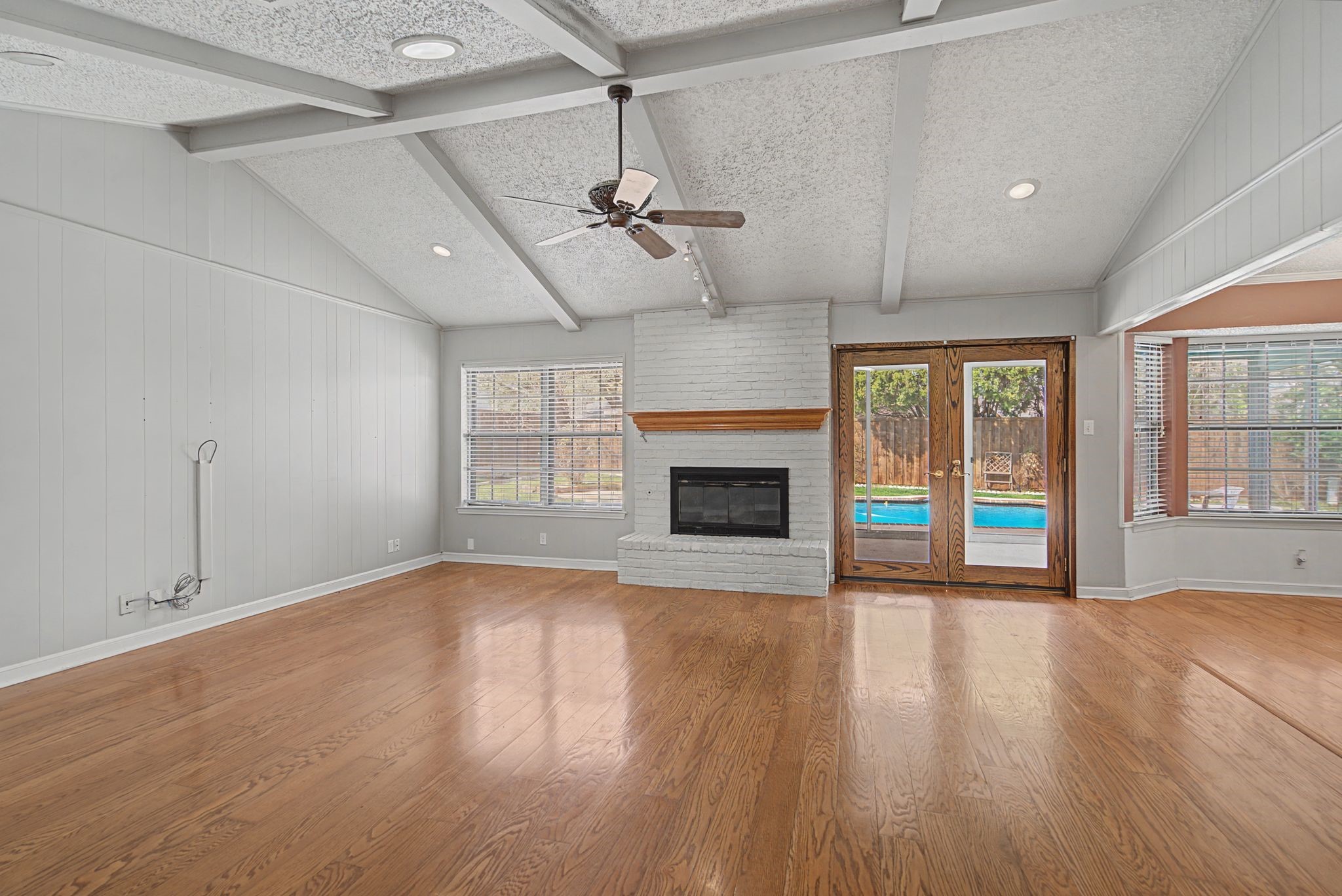 1213 Olmos Creek Place