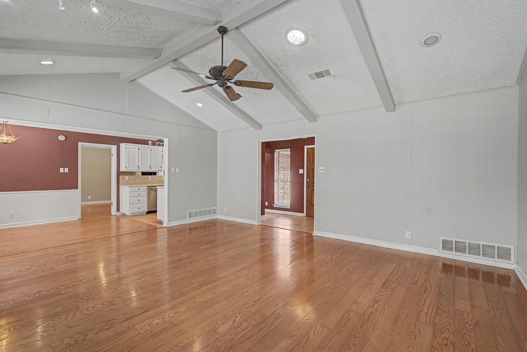 1213 Olmos Creek Place