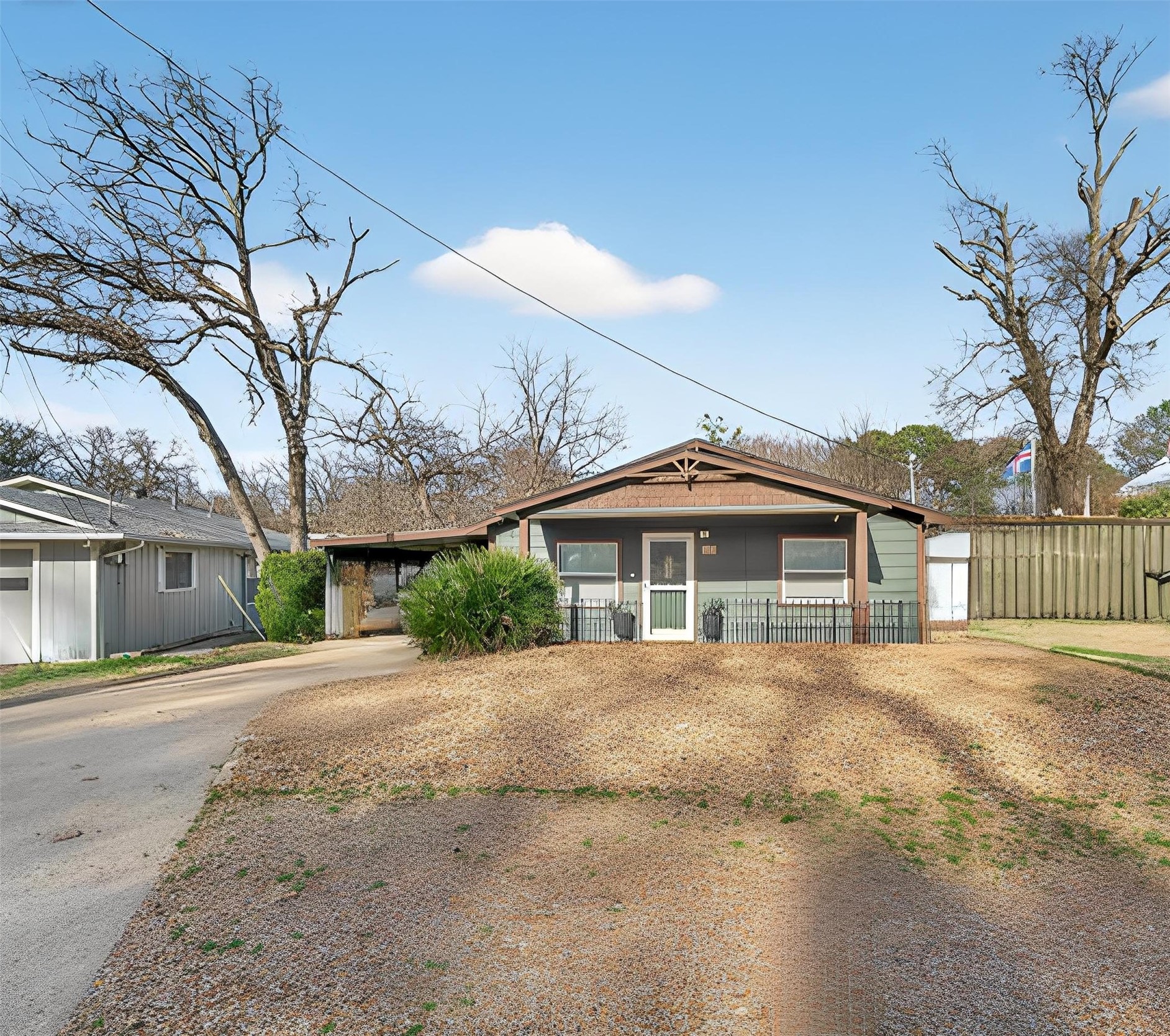 208 Harbor Drive