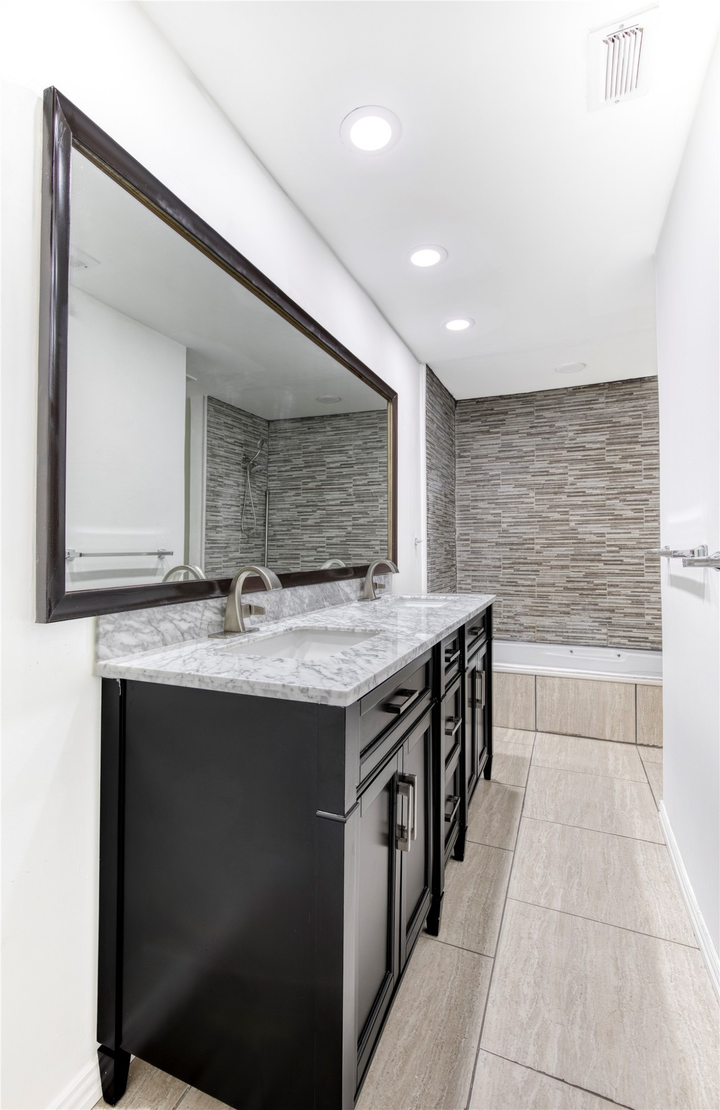 3936 Travis Street 108