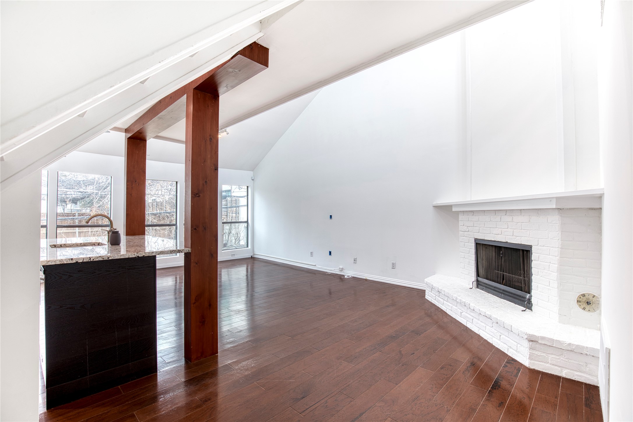 3936 Travis Street 108