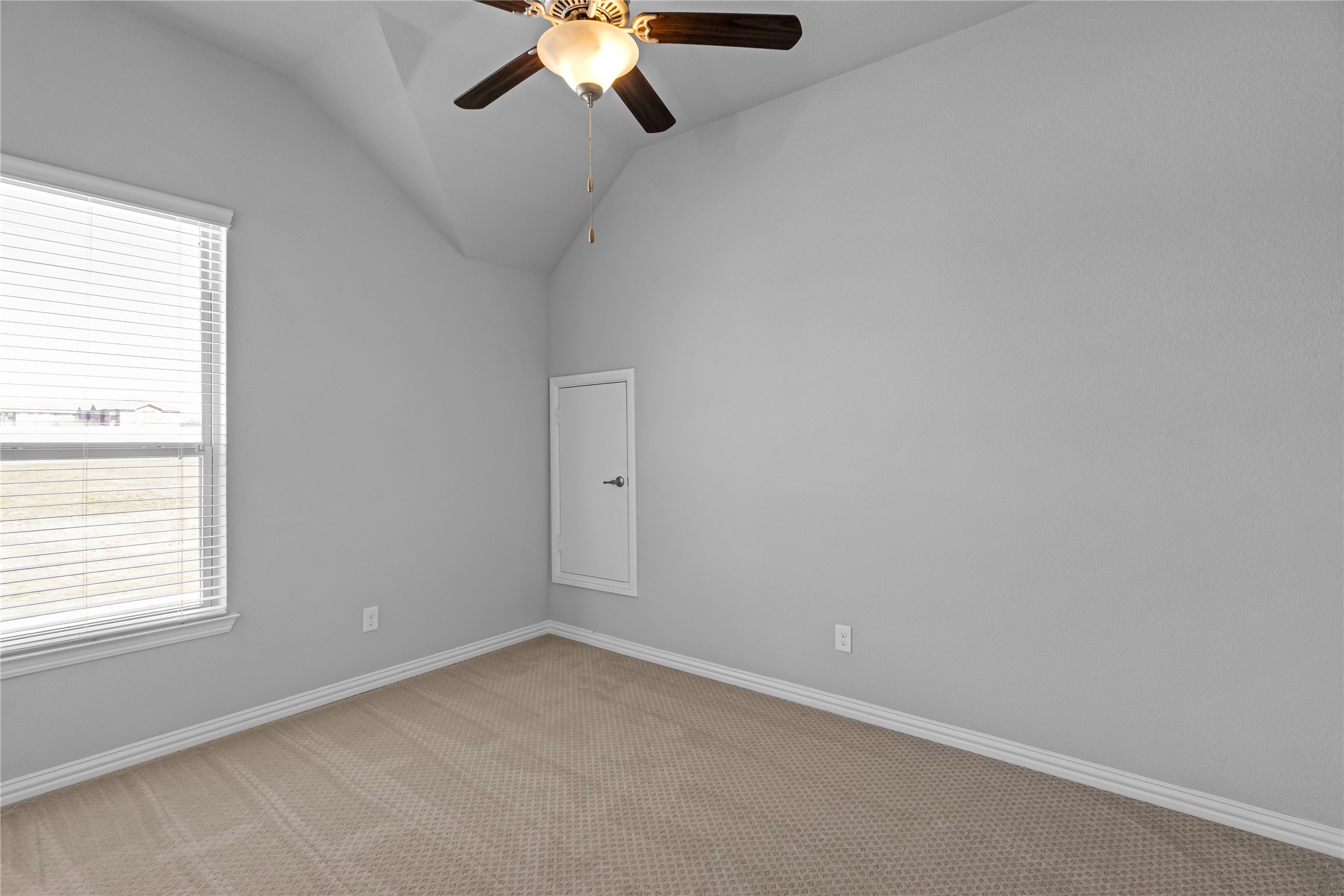 17652 Pinyon Lane