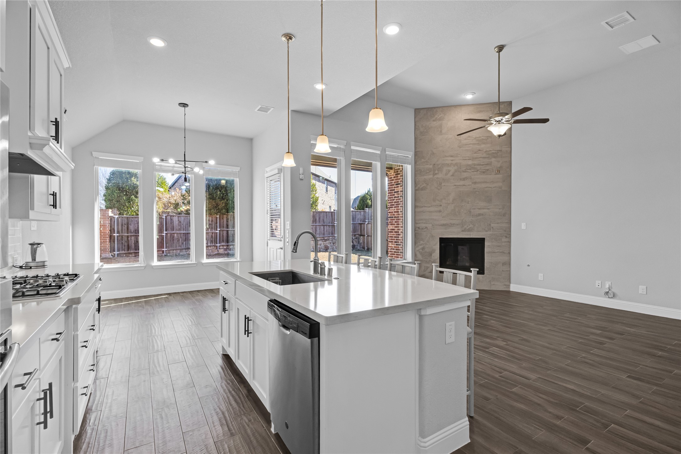 17652 Pinyon Lane