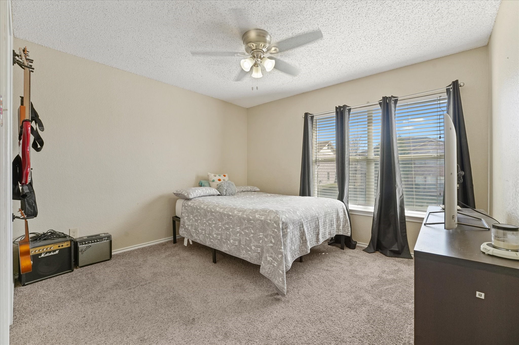 921 Valleybrook Drive