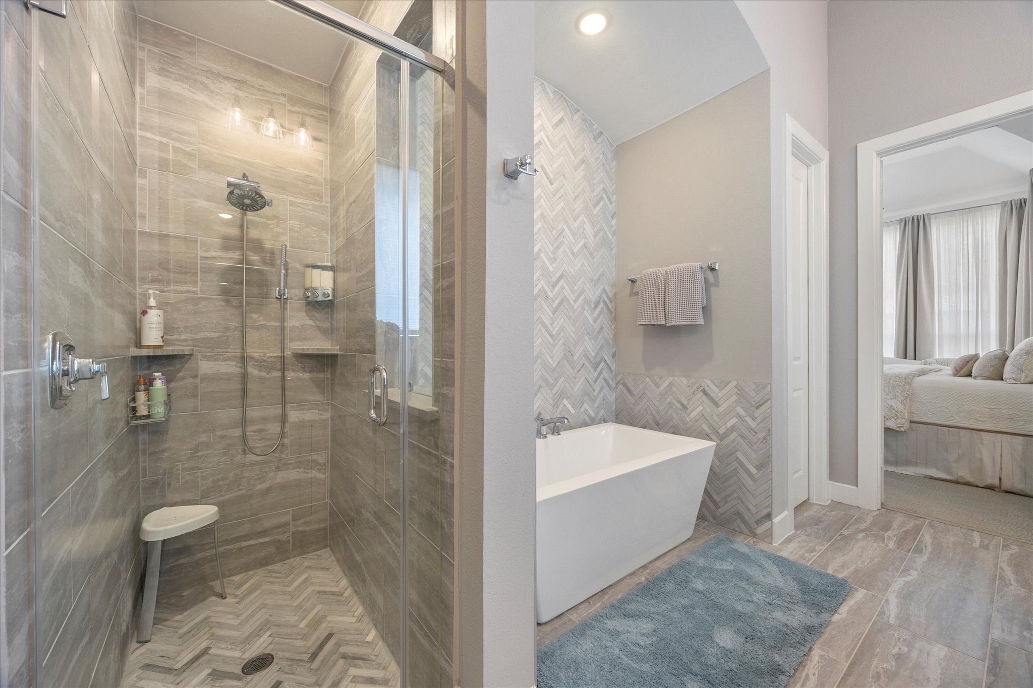 536 Petrel Drive