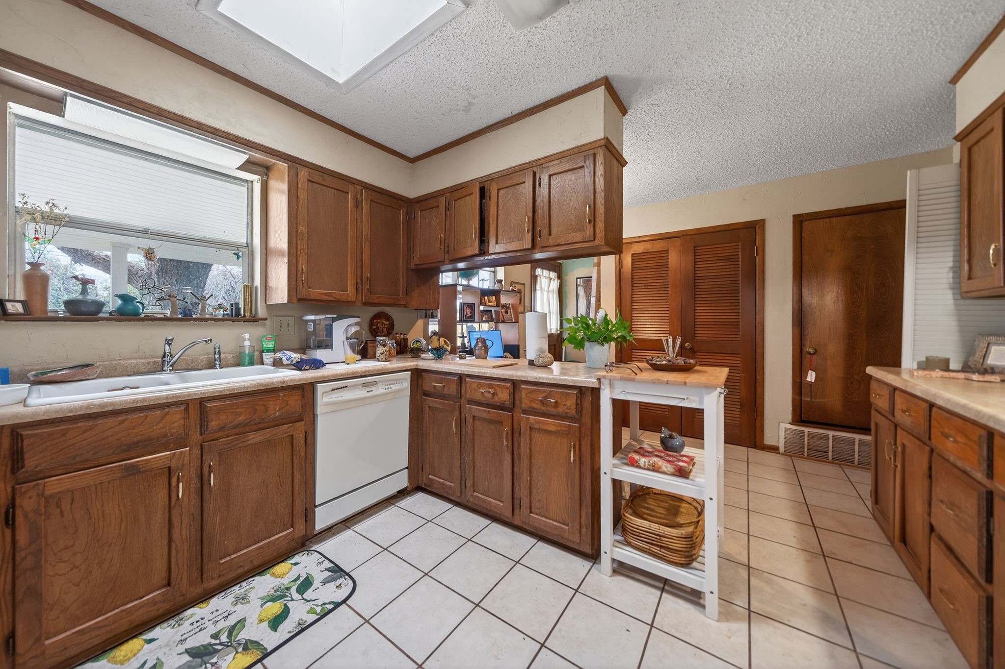3904 Bandera Drive
