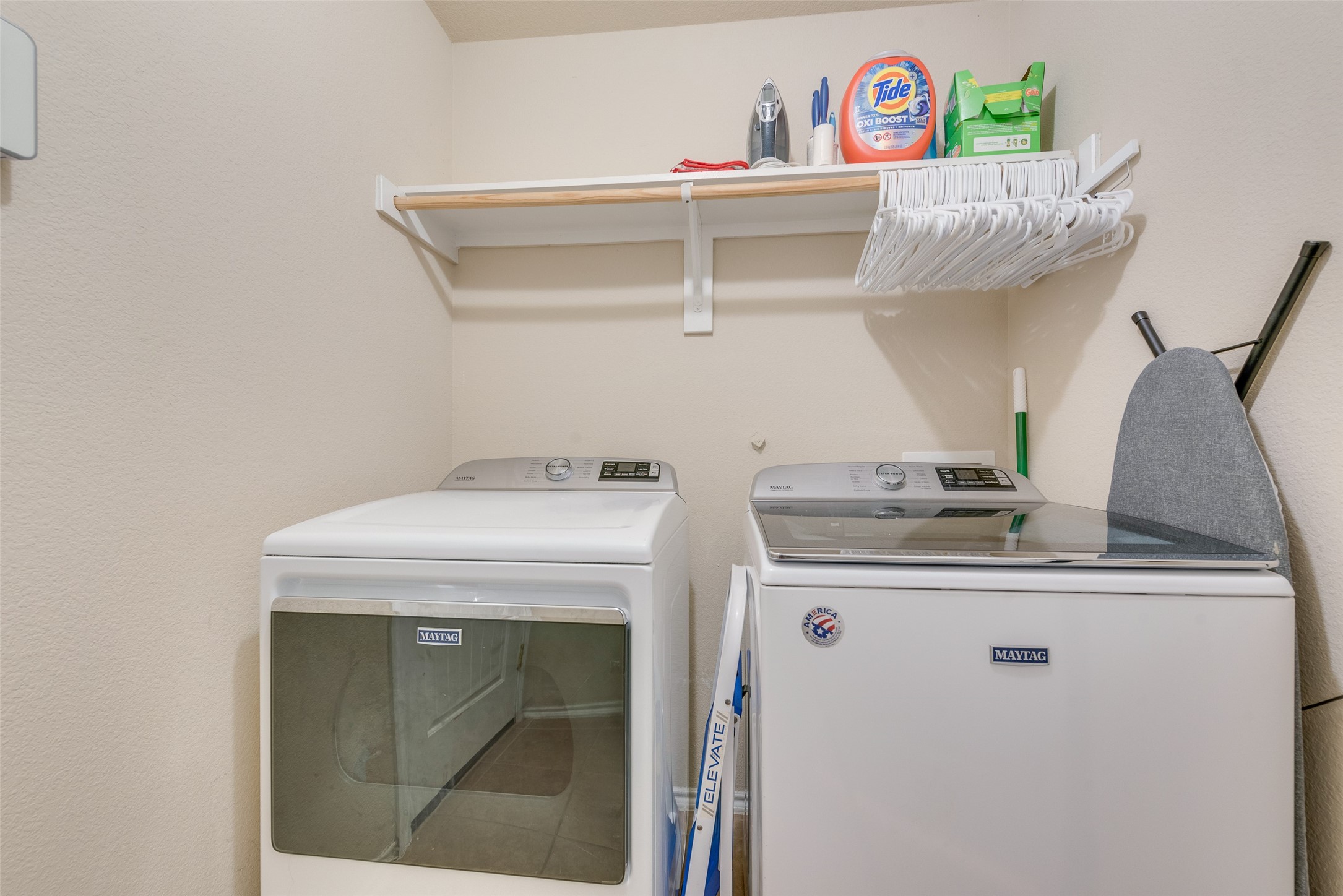 1229 Cedar Cove Place