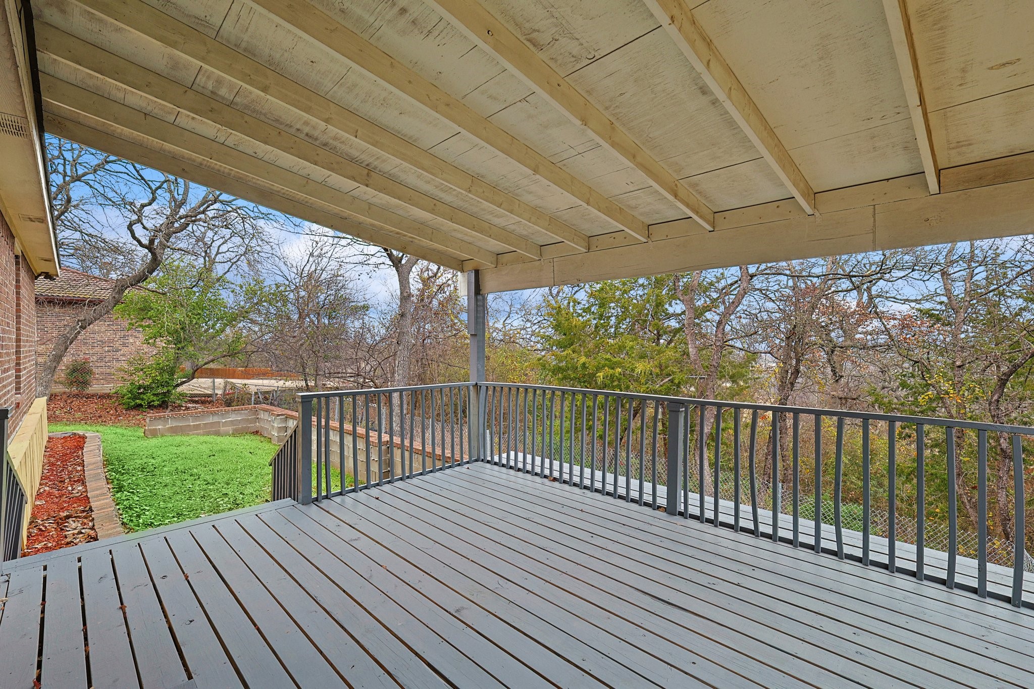 901 Highwoods Trail