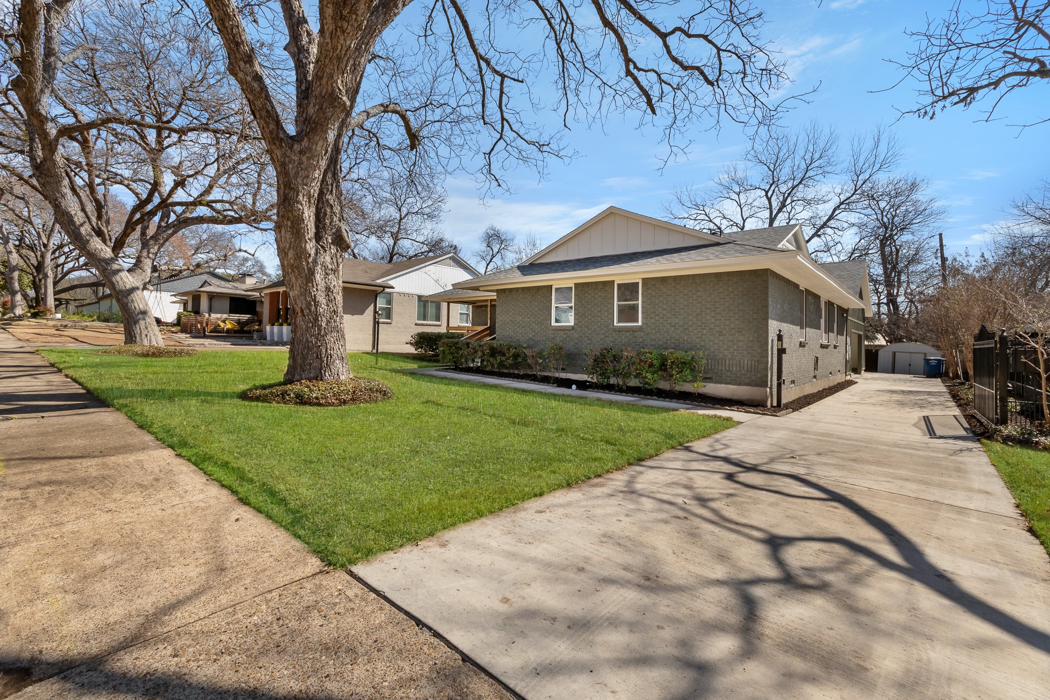 9016 Westbriar Drive
