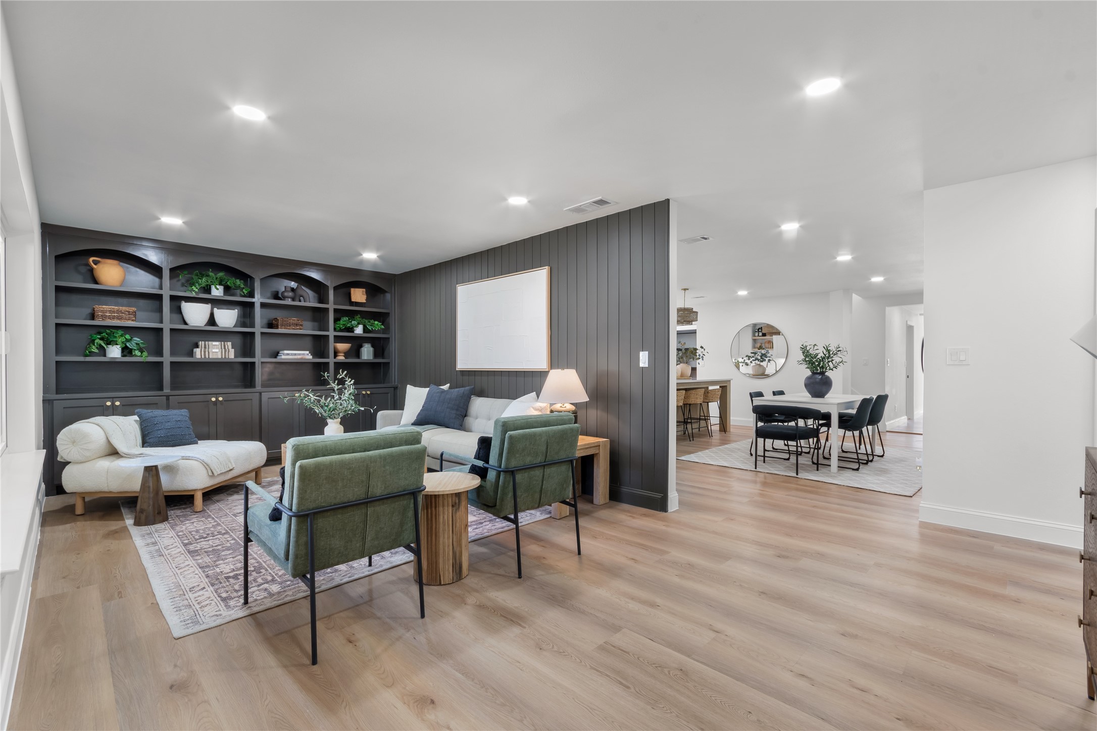 9016 Westbriar Drive