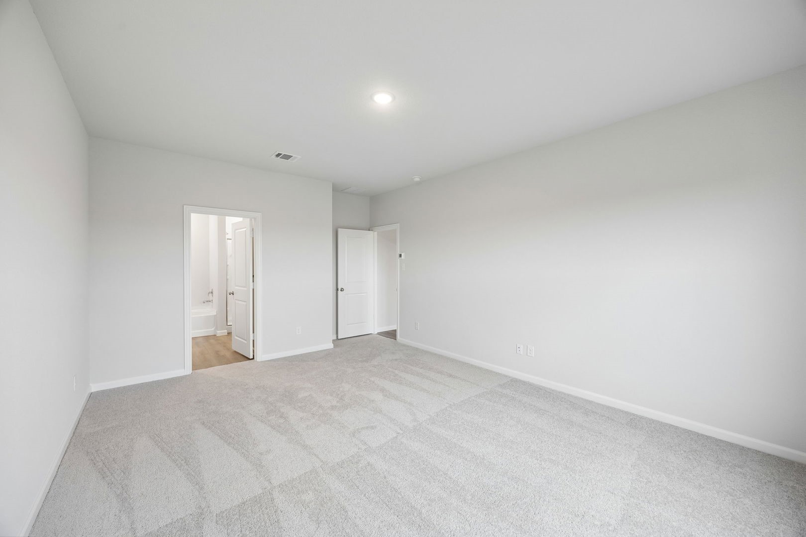 2542 Canadian Way