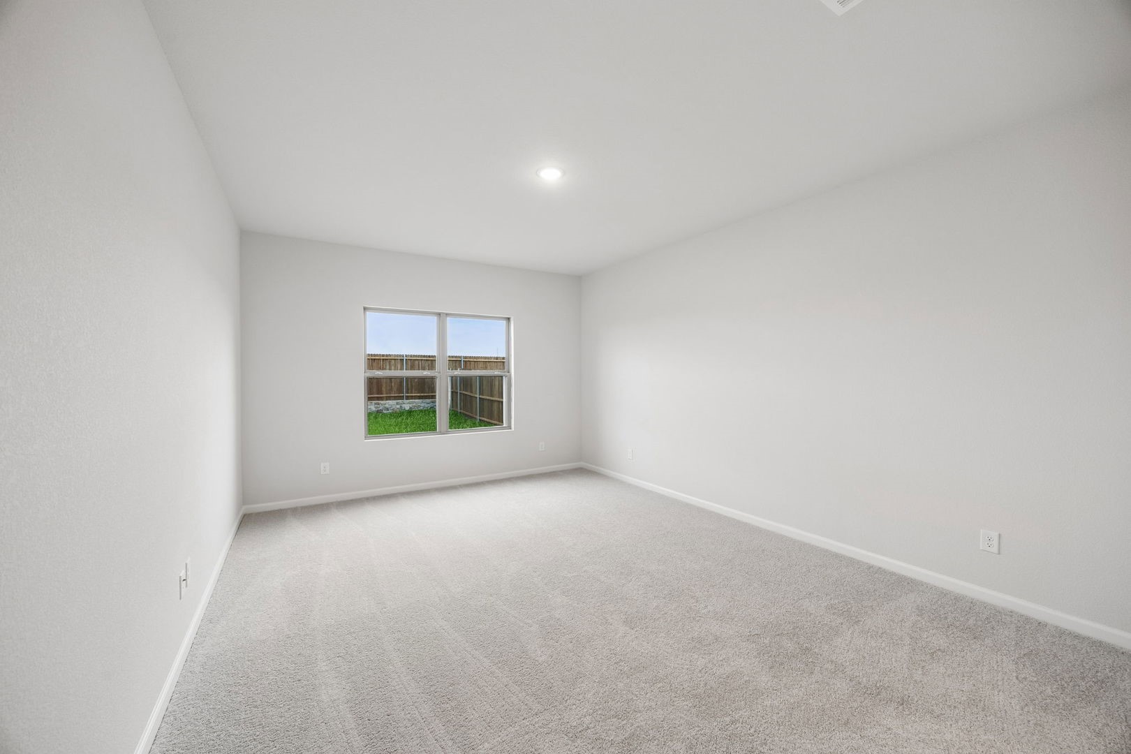 2542 Canadian Way