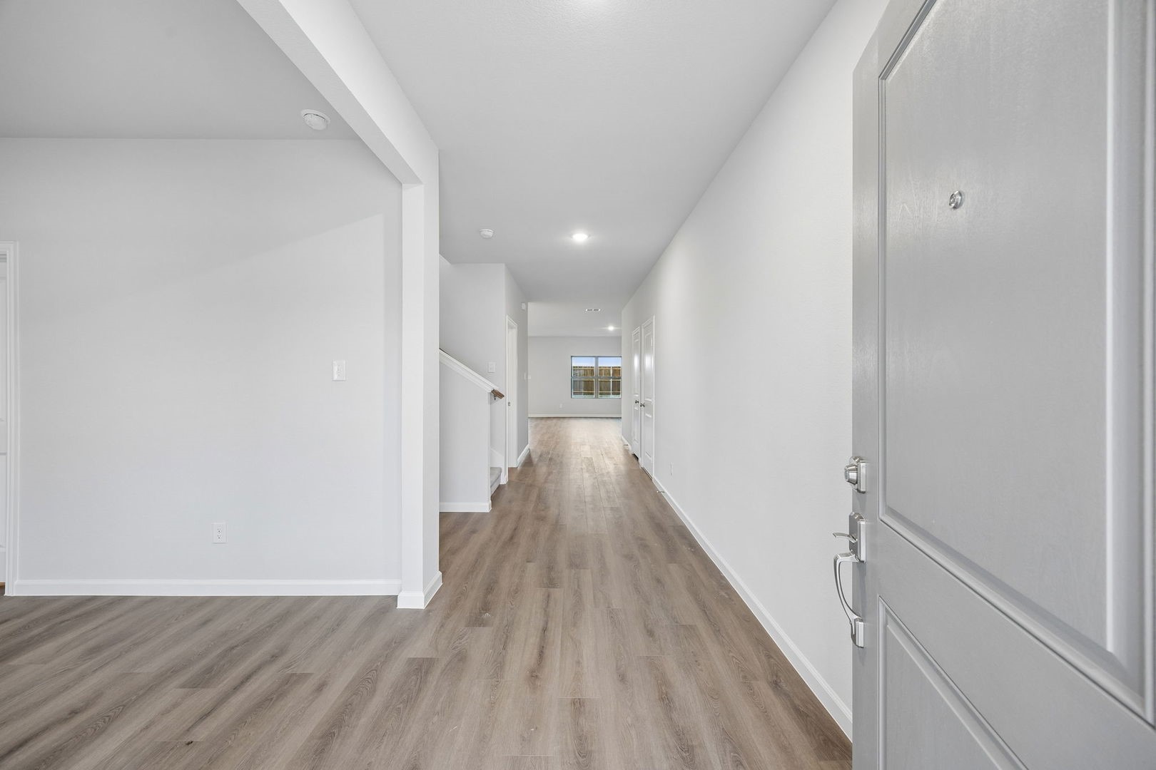 2542 Canadian Way