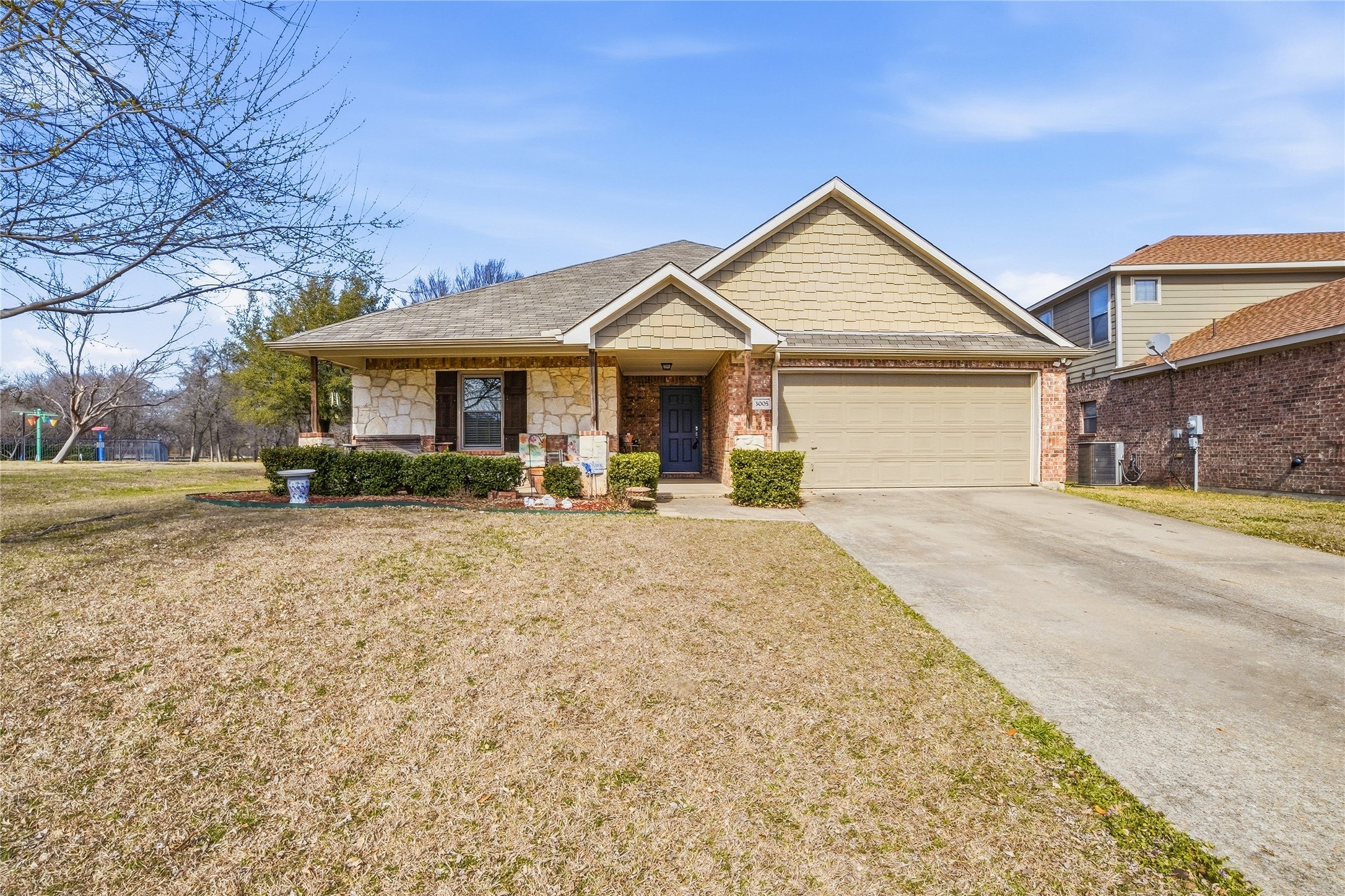 3005 Briarbrook Drive