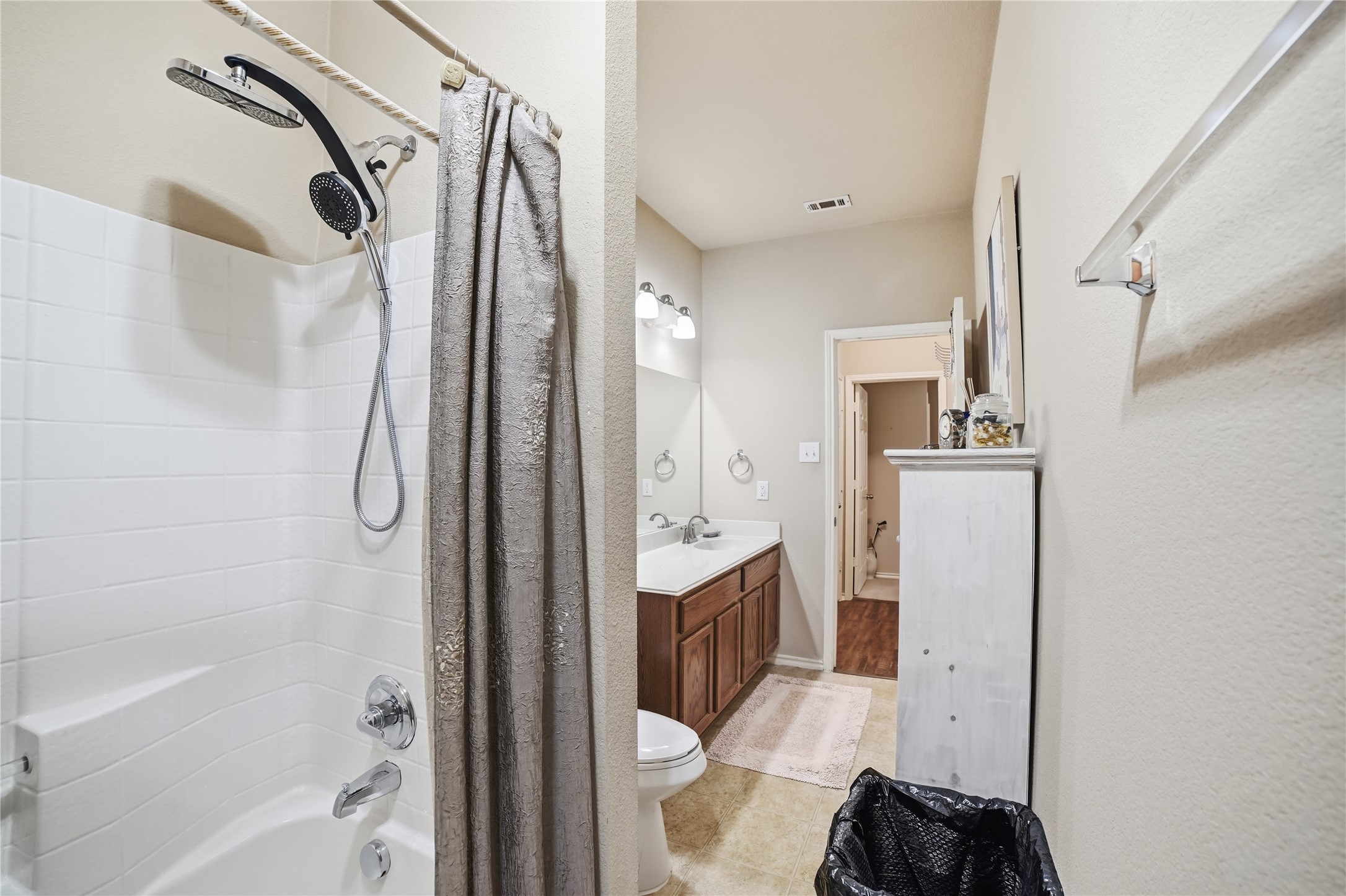 3005 Briarbrook Drive