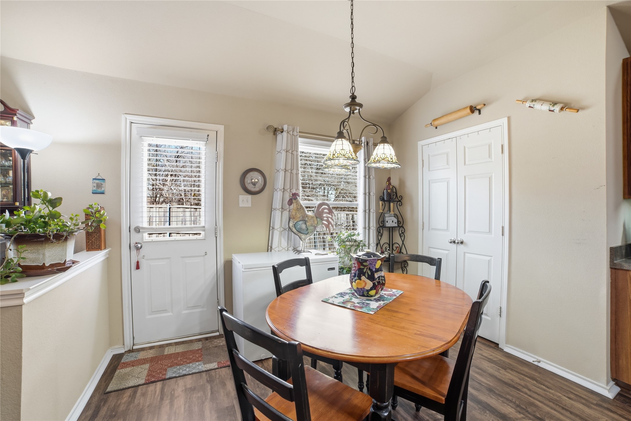 3005 Briarbrook Drive