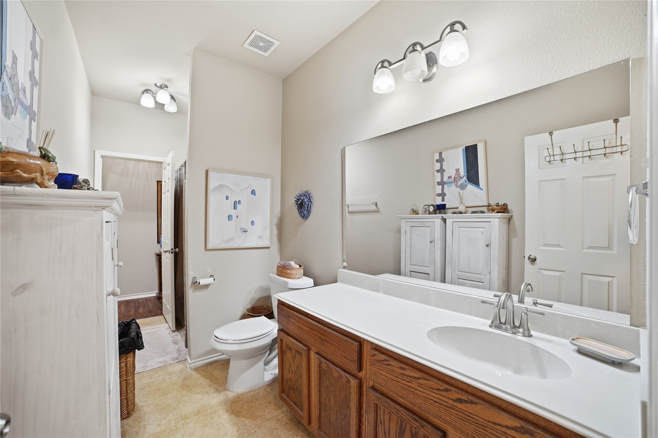 3005 Briarbrook Drive