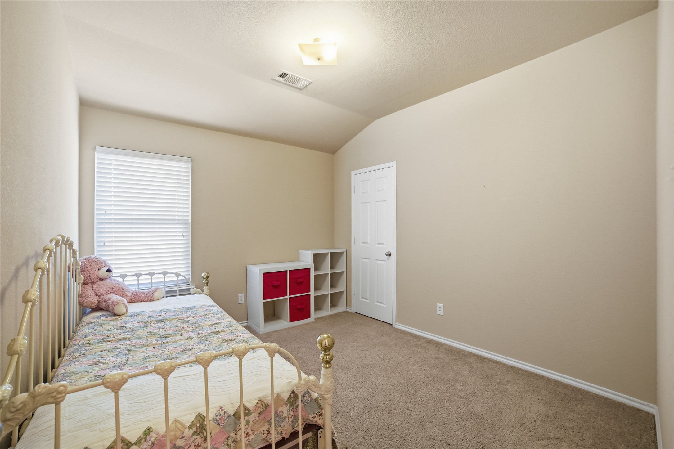 3005 Briarbrook Drive