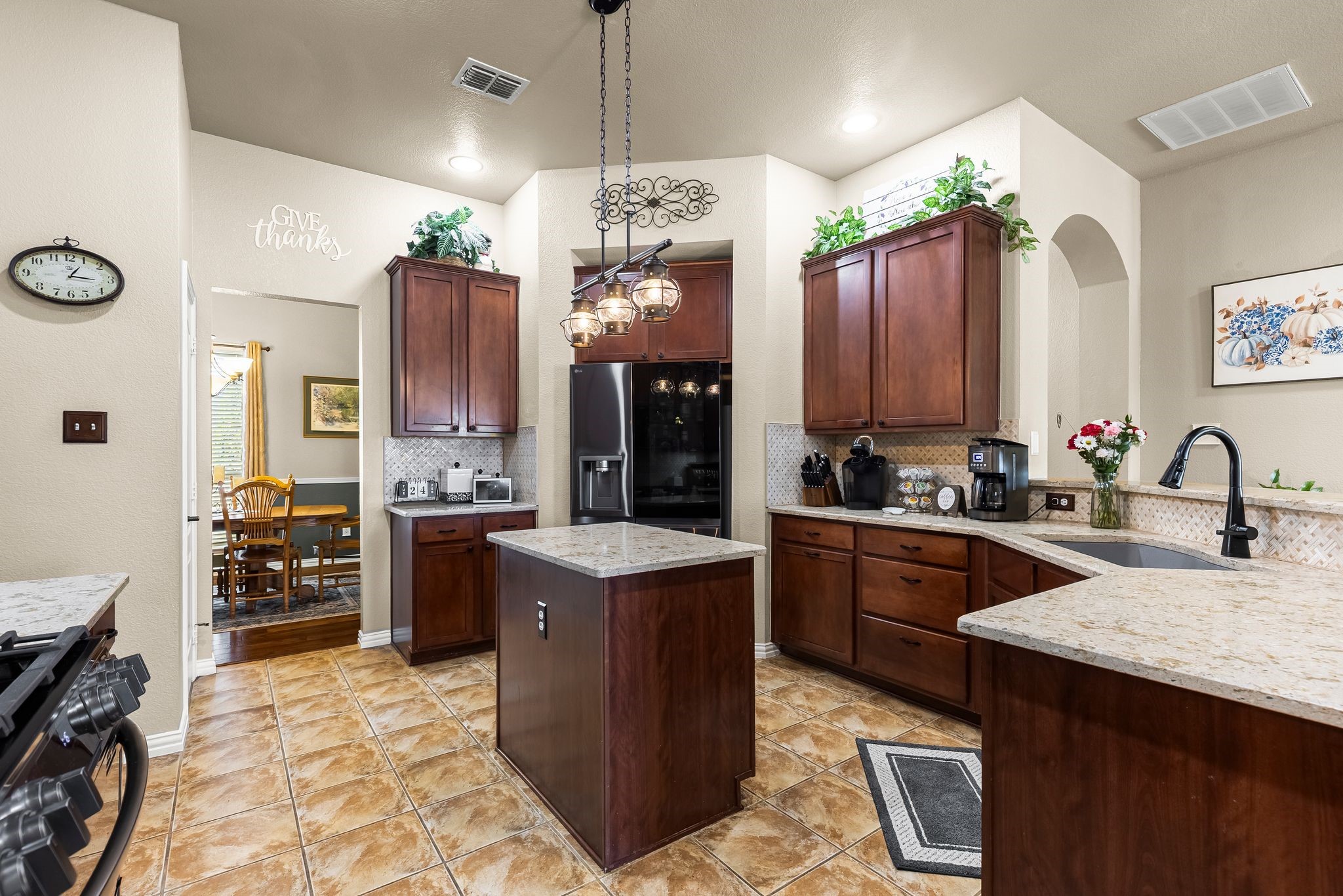 208 Cascade Valley Drive