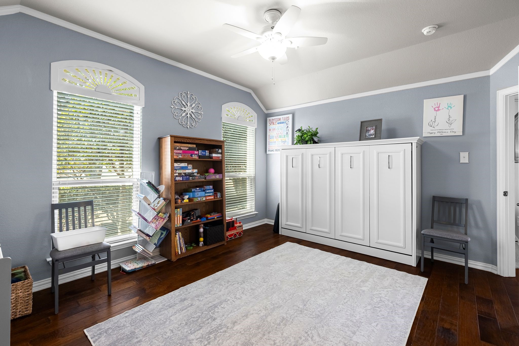 208 Cascade Valley Drive