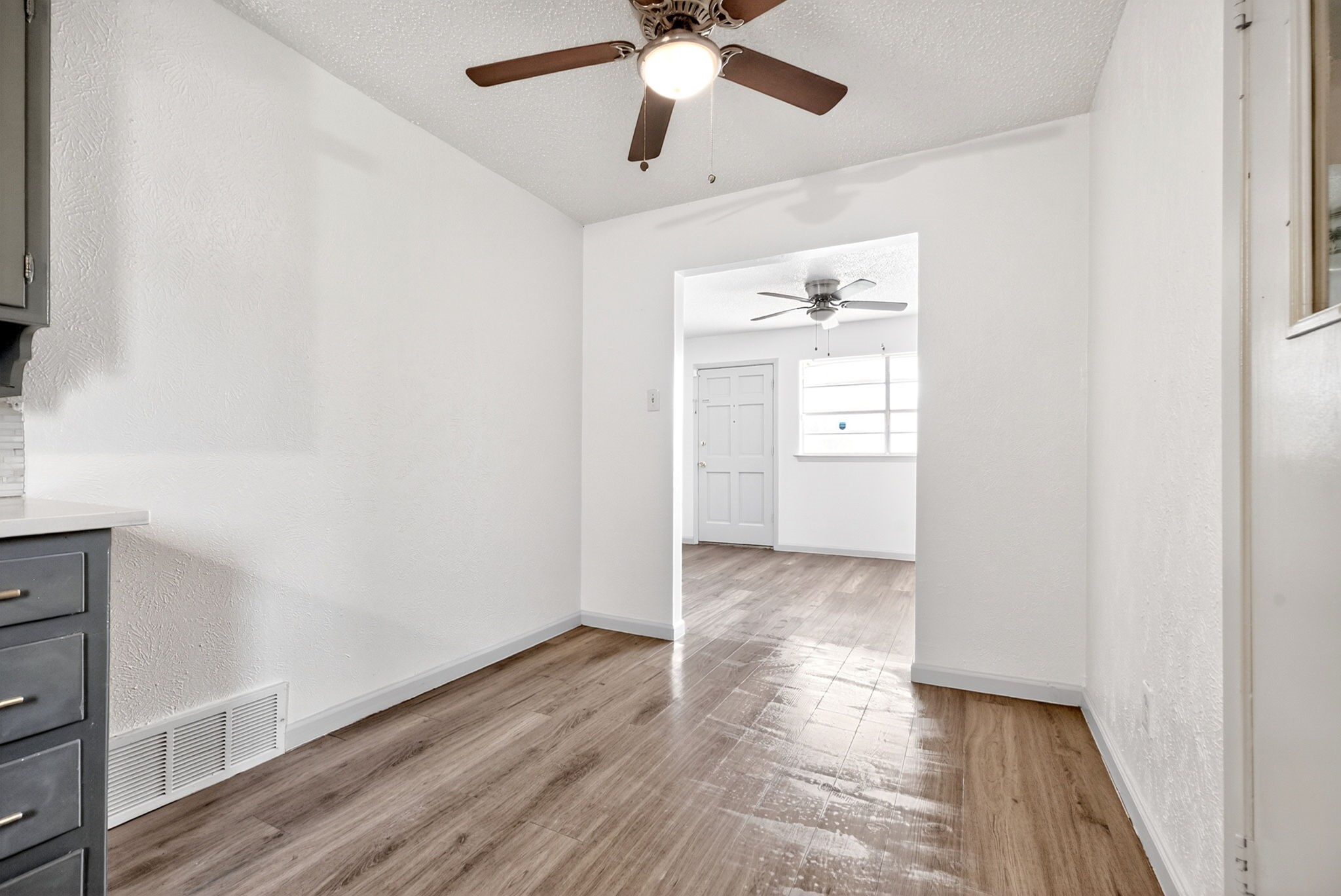 3712 Saint Louis Avenue