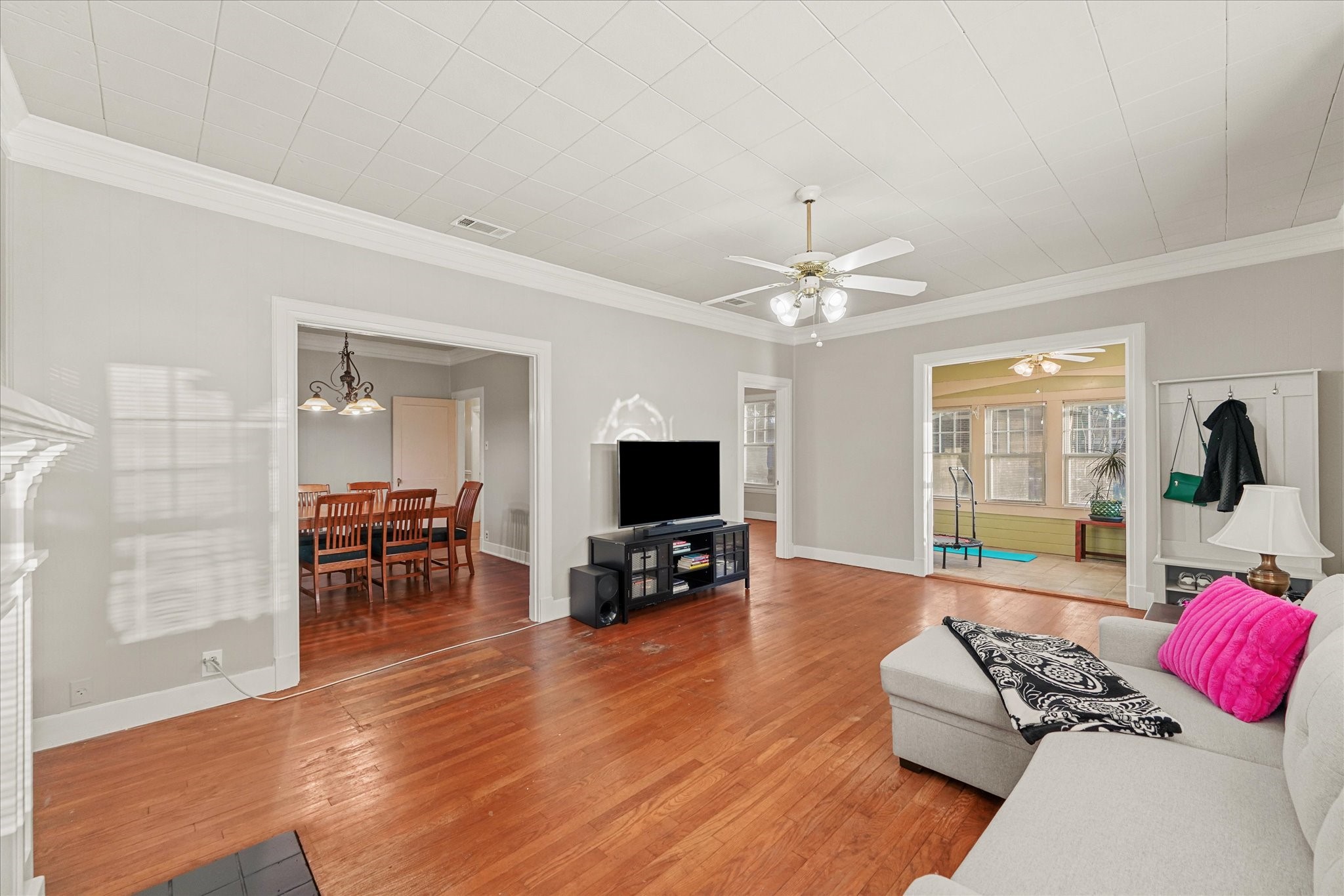2221 Walnut Street