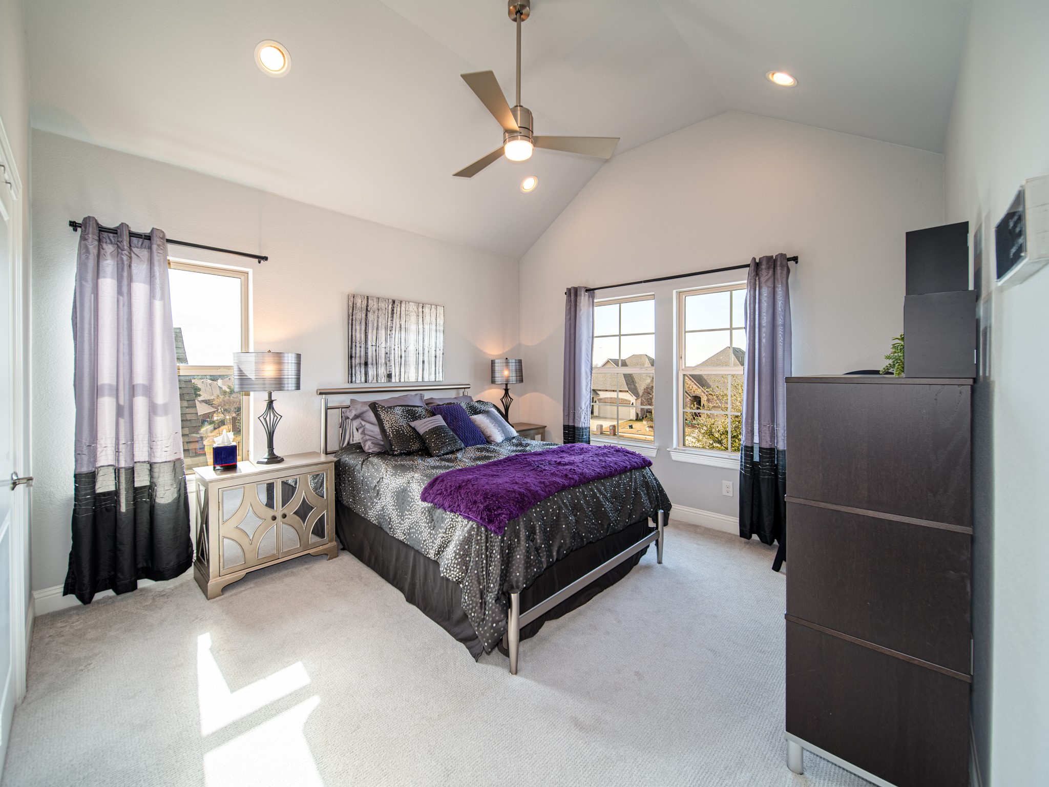 2708 Pointview Court