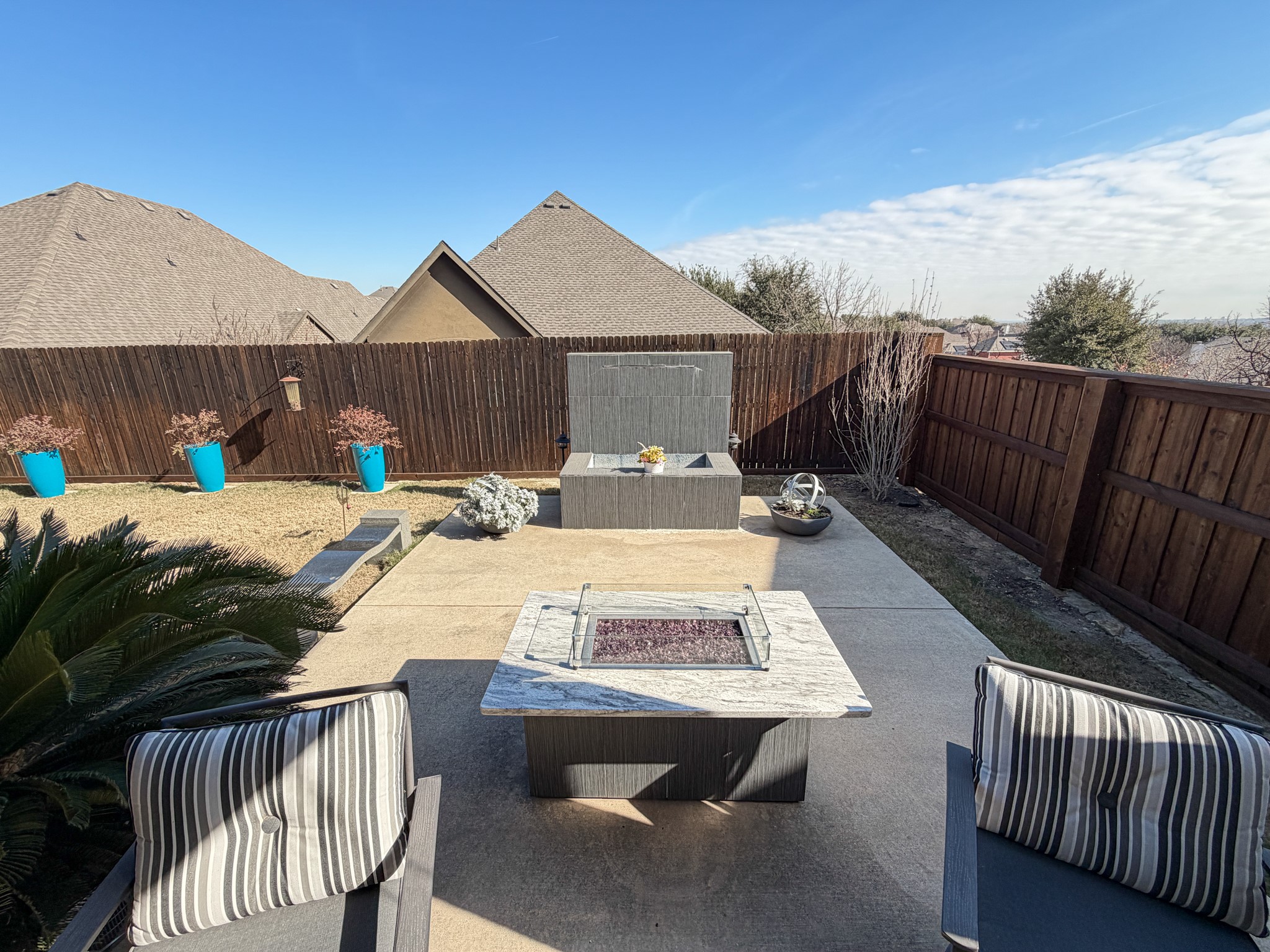 2708 Pointview Court