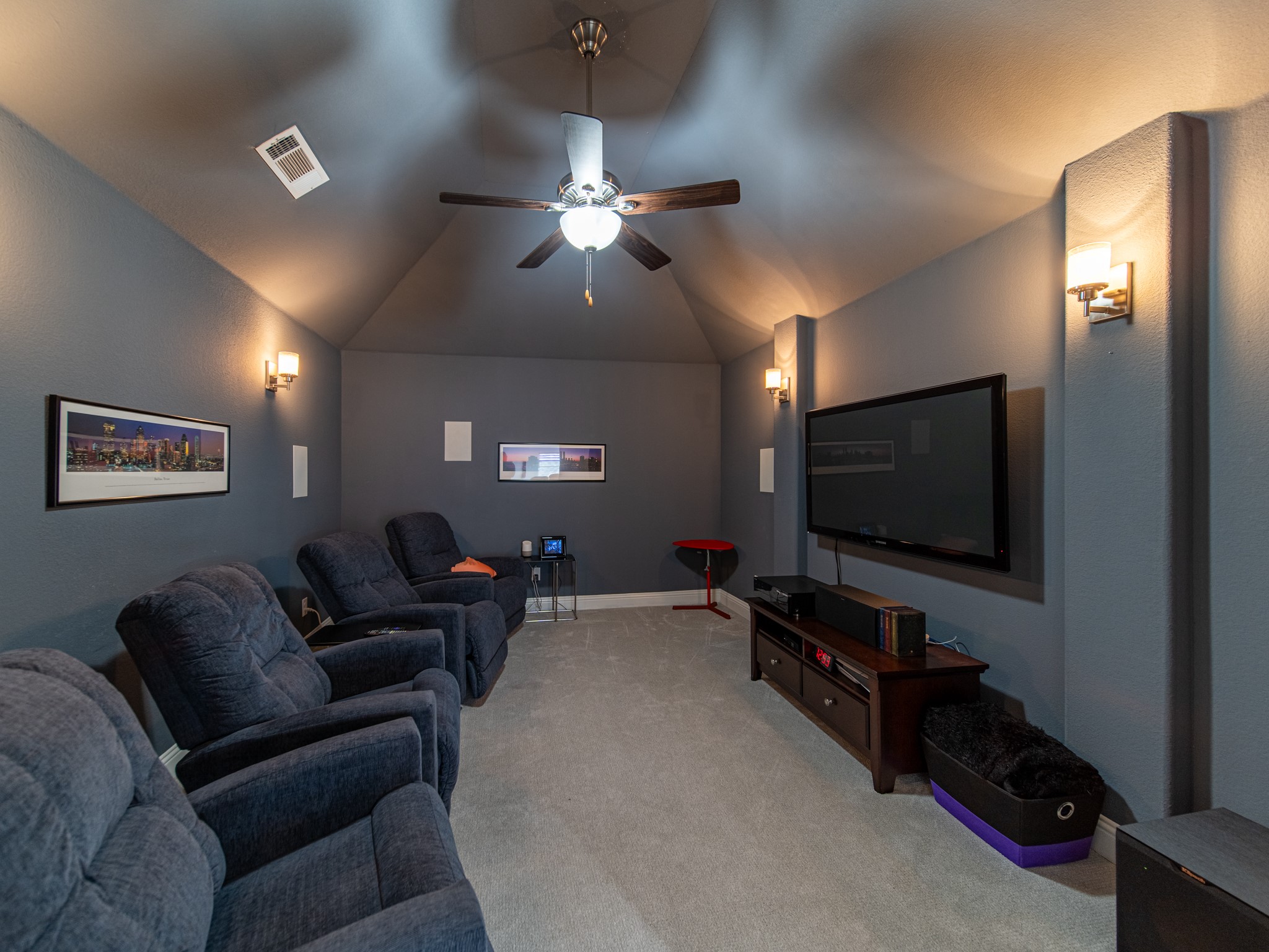 2708 Pointview Court