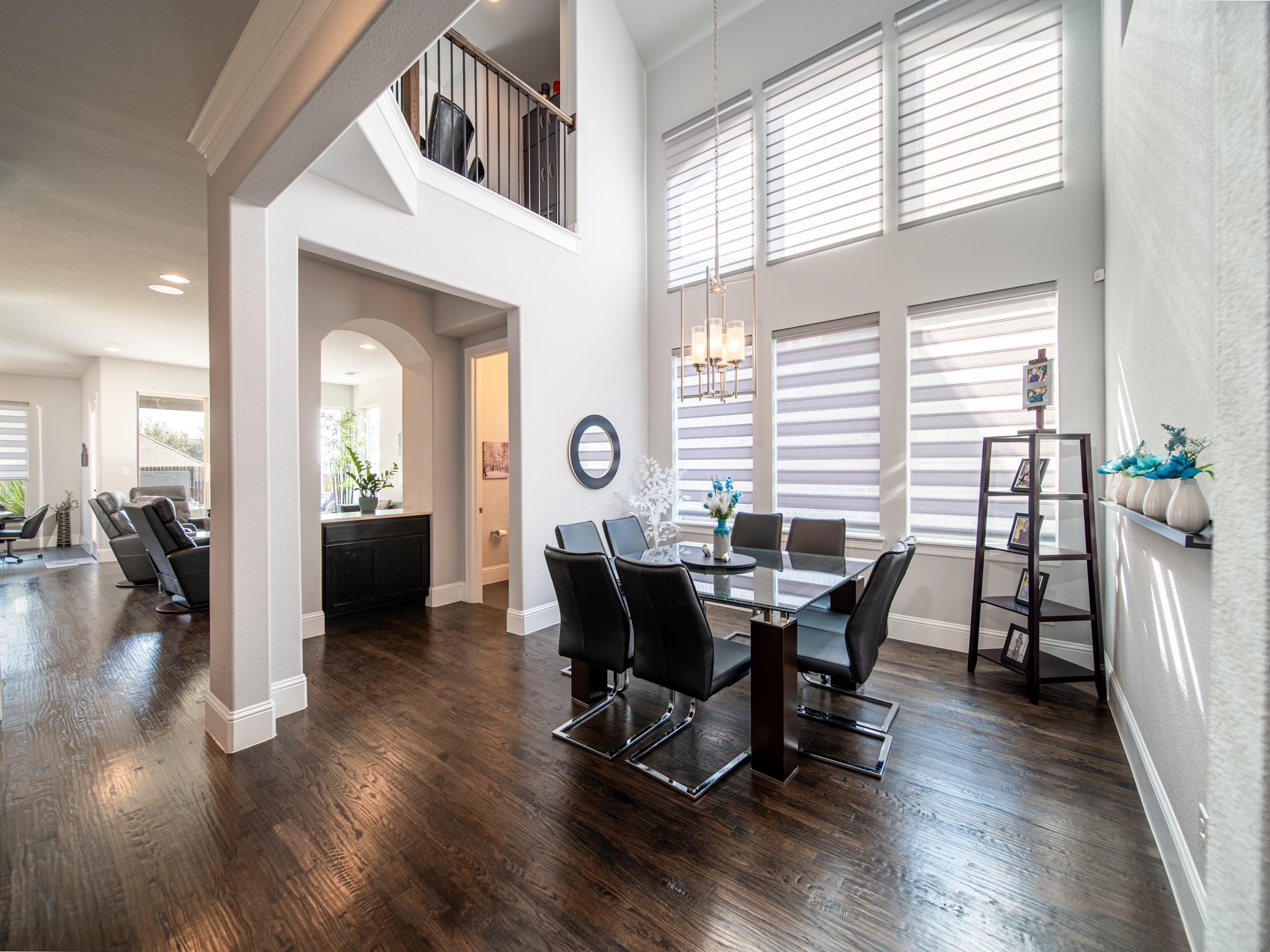 2708 Pointview Court
