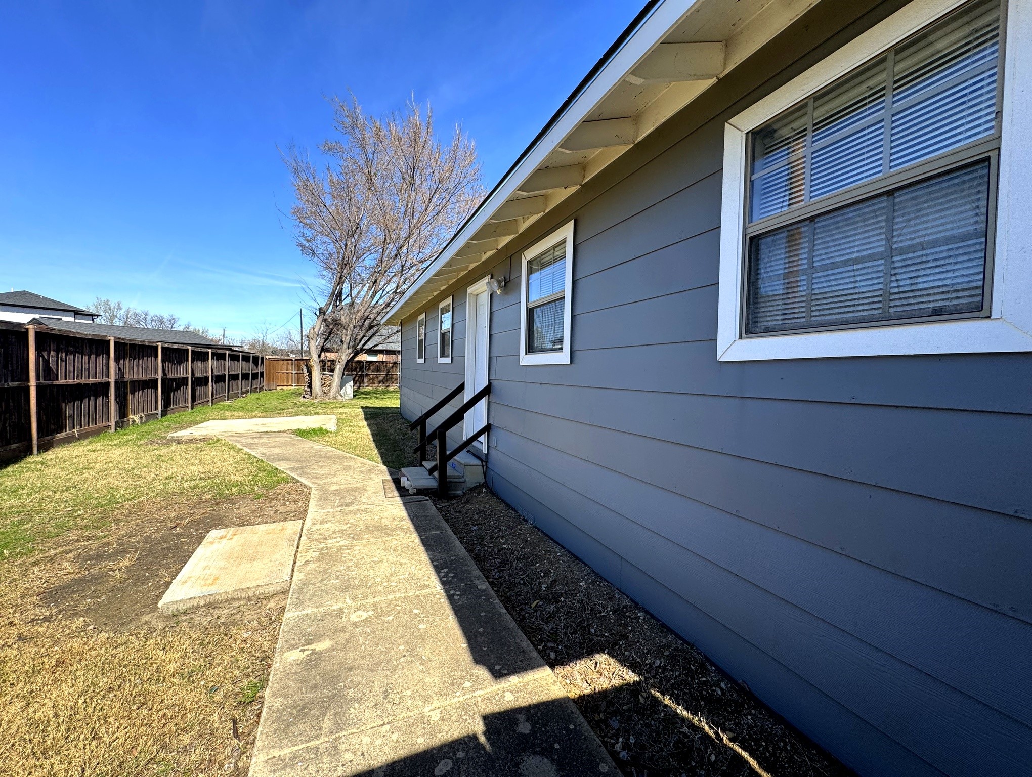 4515 S Horseshoe Trail