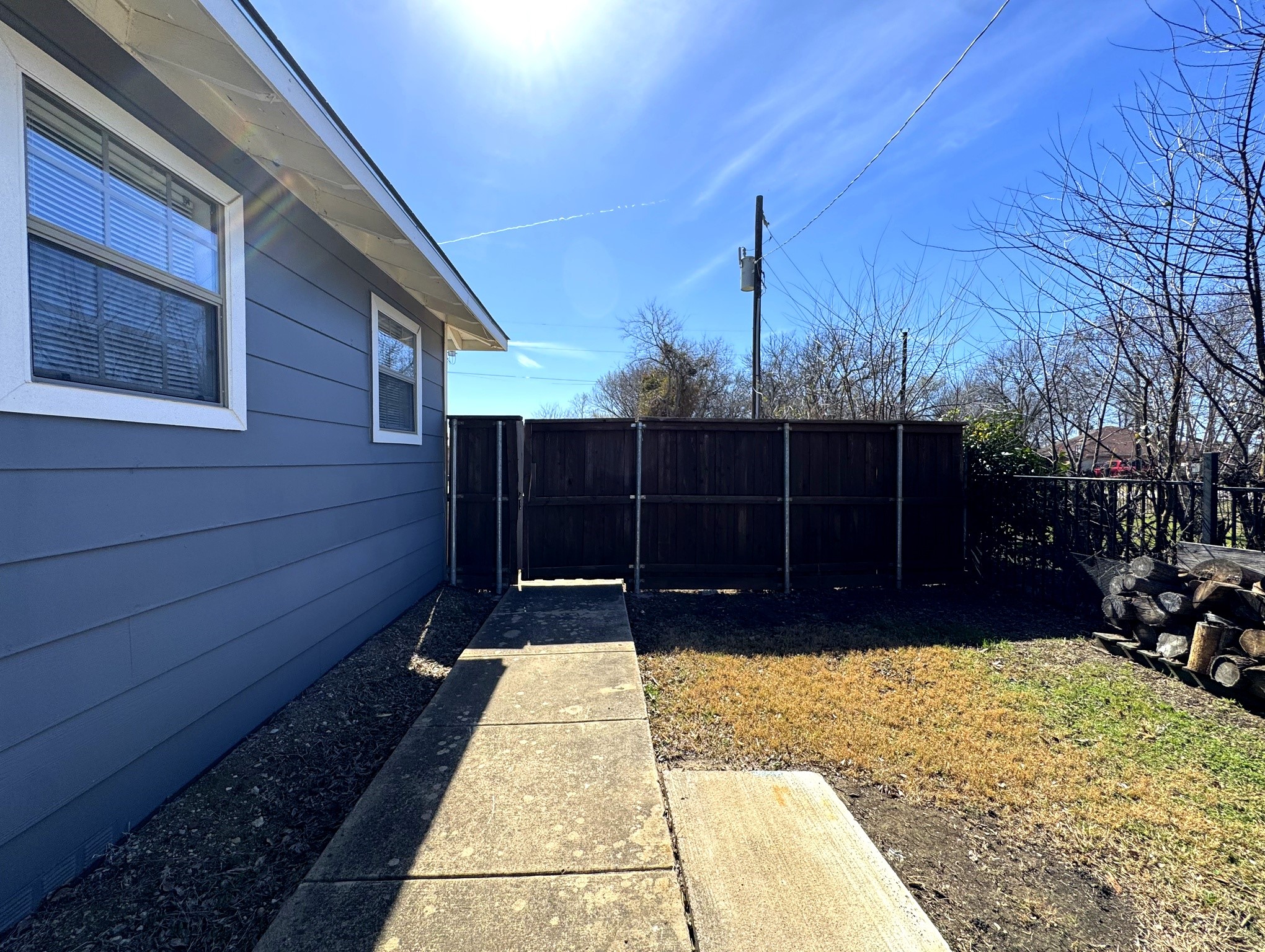 4515 S Horseshoe Trail