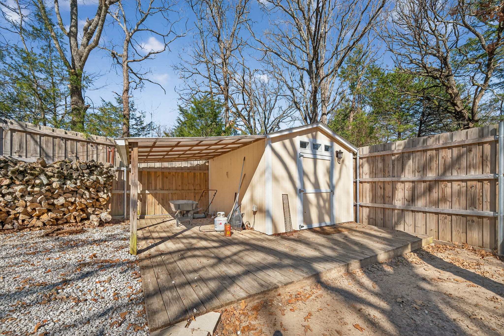 6938 County Road 3512